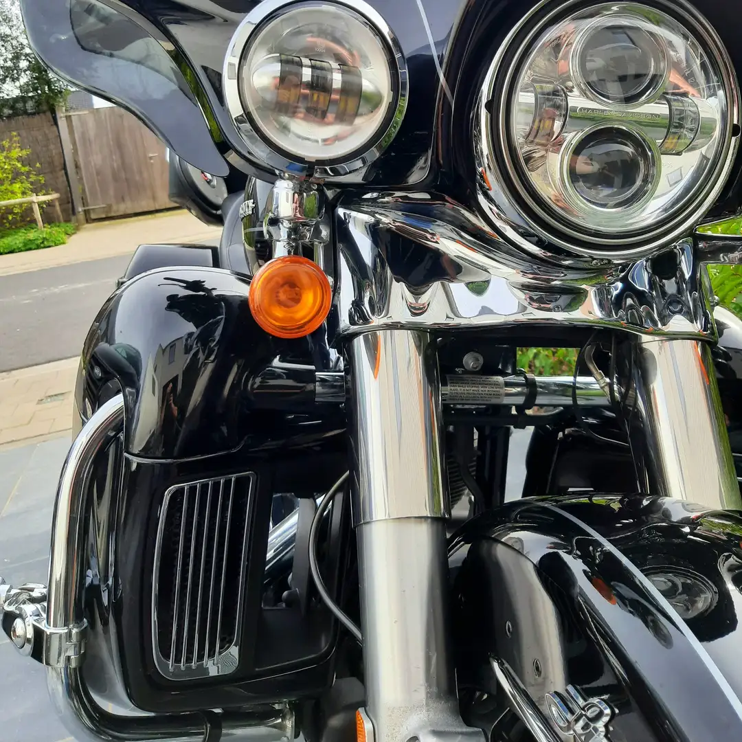Harley-Davidson Ultra Limited Fekete - 1