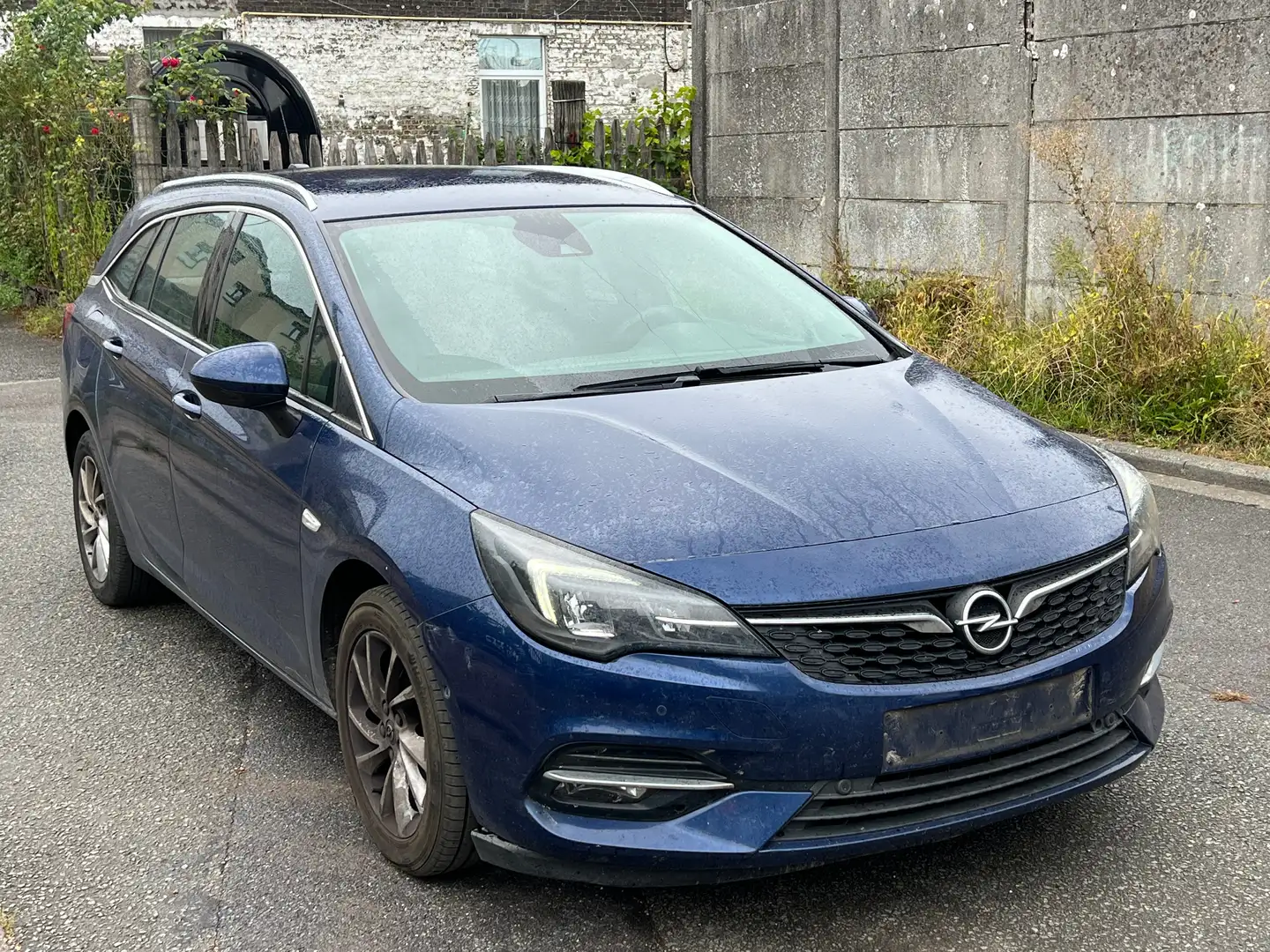 Opel Astra Sports Tourer 1.2 TURBO//EURO6D//EXPORT - 2