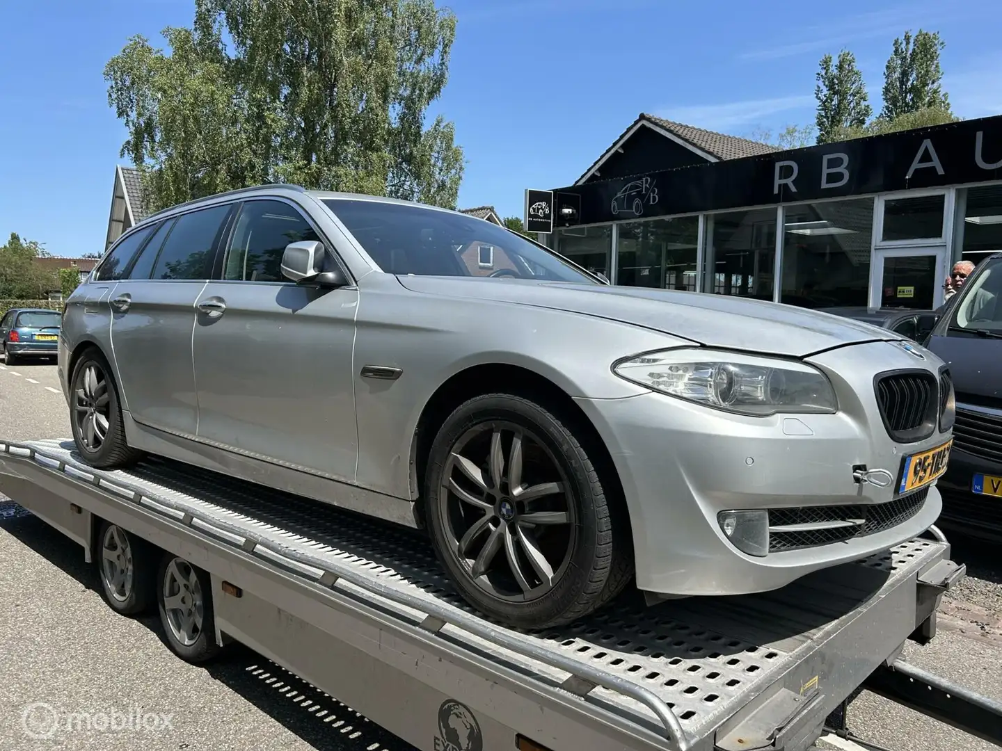 BMW 525 5-serie Touring 525d High Executive LEES TEKST EXP Grigio - 2