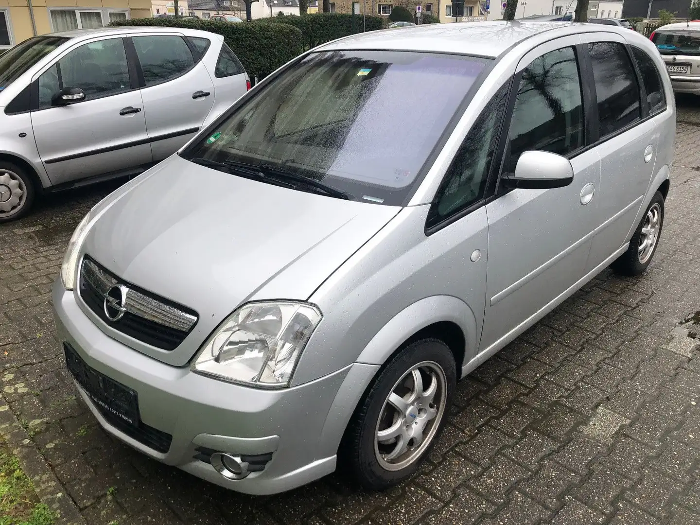 Opel Meriva Basis Silber - 2