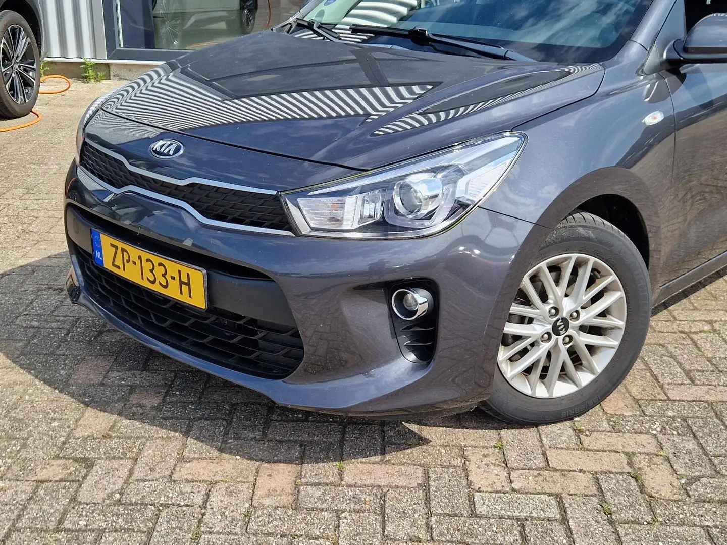 Kia Rio 1.0 TGDI DynamicLine Szürke - 2
