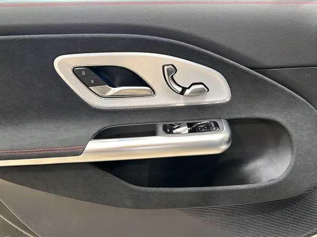 Mercedes-Benz 250 view 13