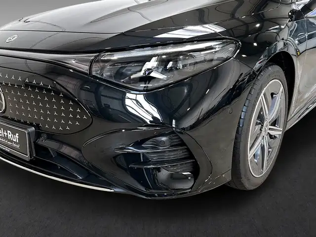 Mercedes-Benz 250 view 15