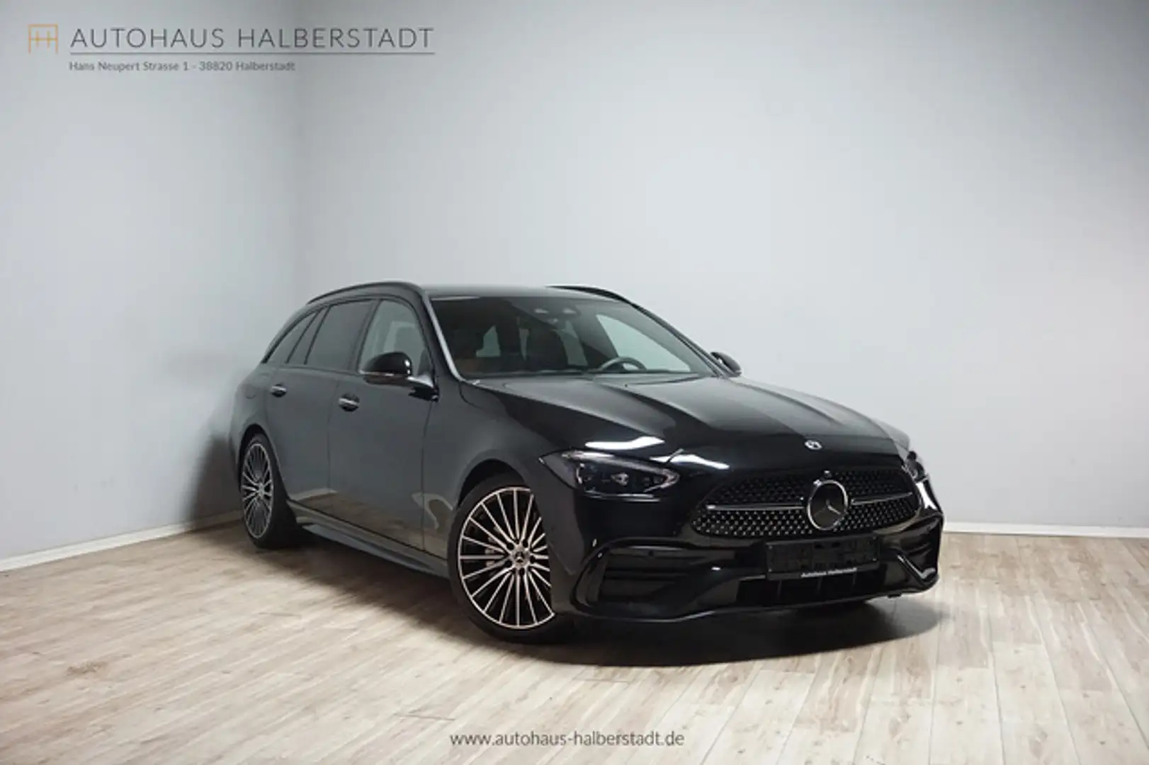 Mercedes-Benz C 300 d T-Modell AMG-Night/Pano/HUD/AHK/360/Head Schwarz - 1