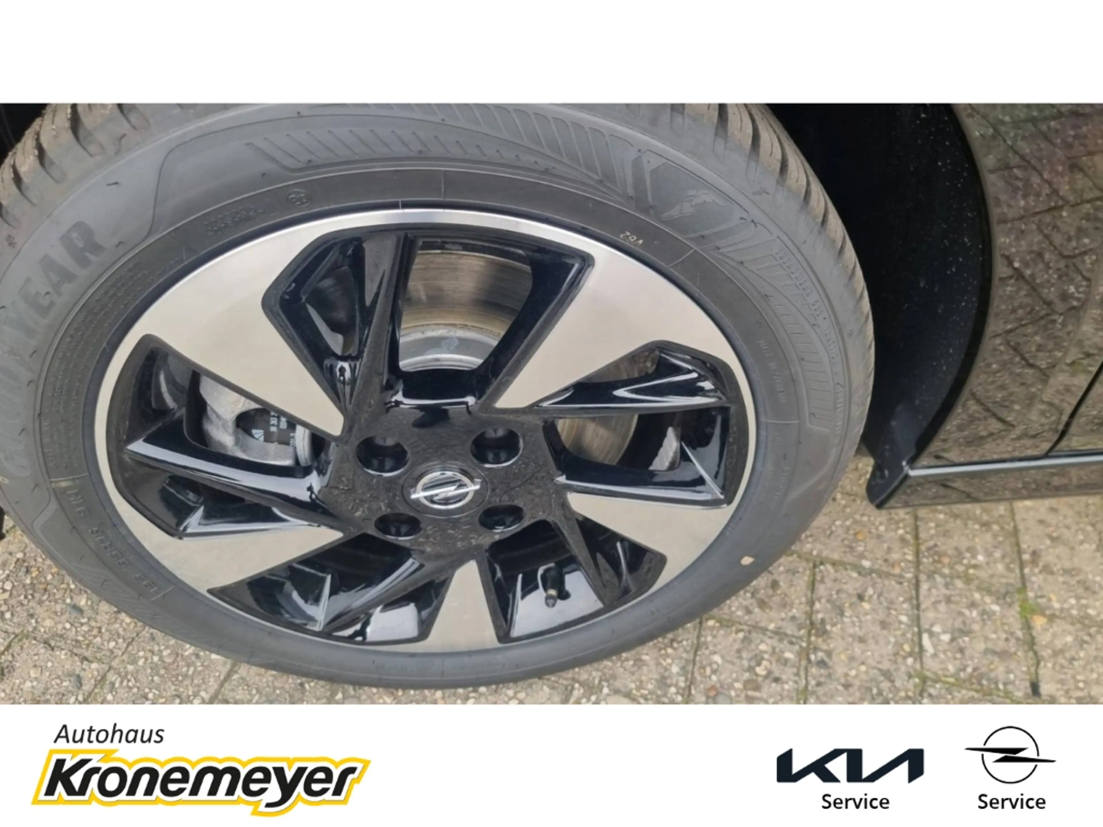 Opel Corsa-e GS-Line Allwetter Sitzheizung Park&Go 3Phasig Lade — photo 12