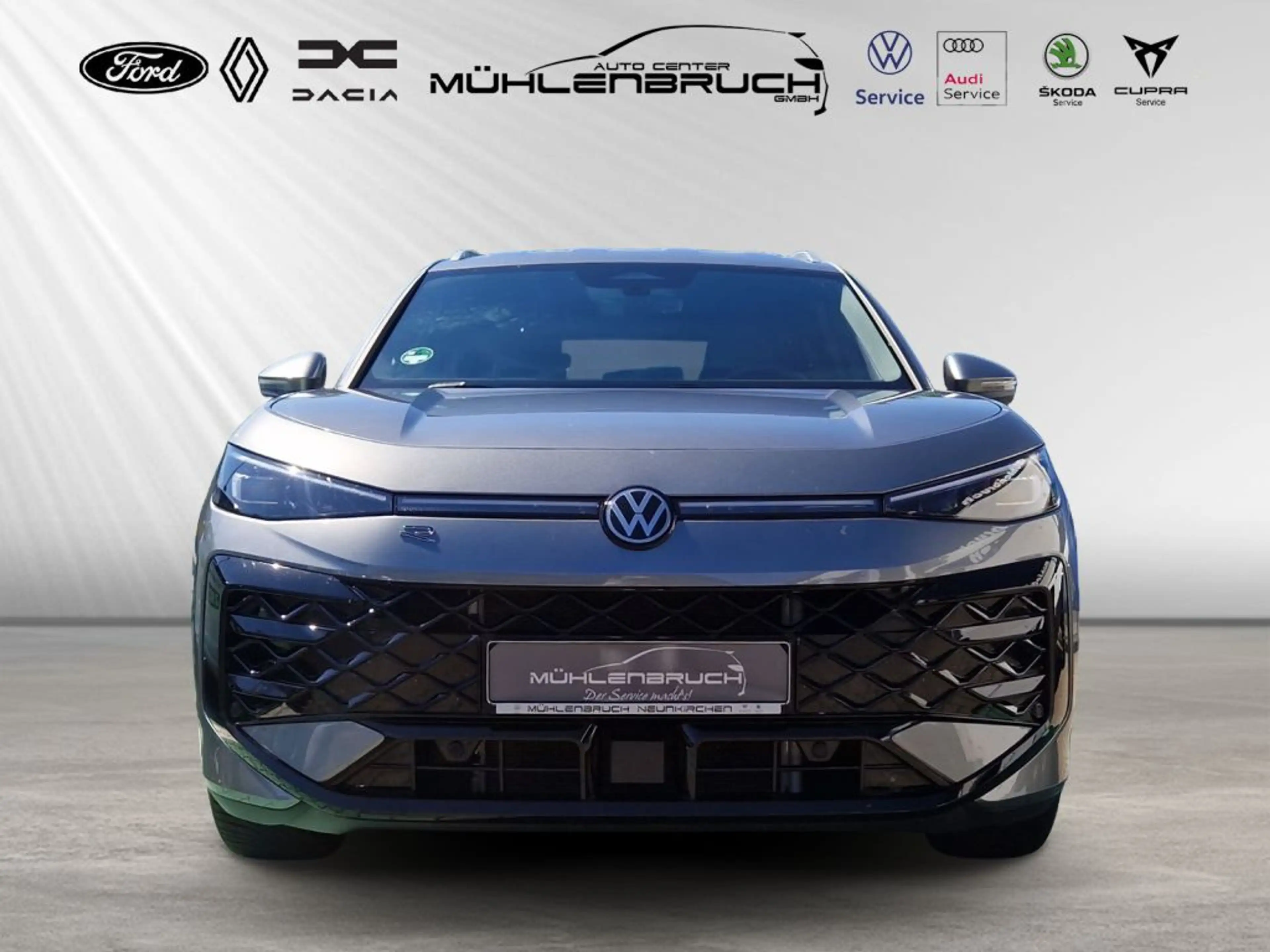 Volkswagen T-Roc 1.5 eTSI OPF DSG R-Line — photo 2