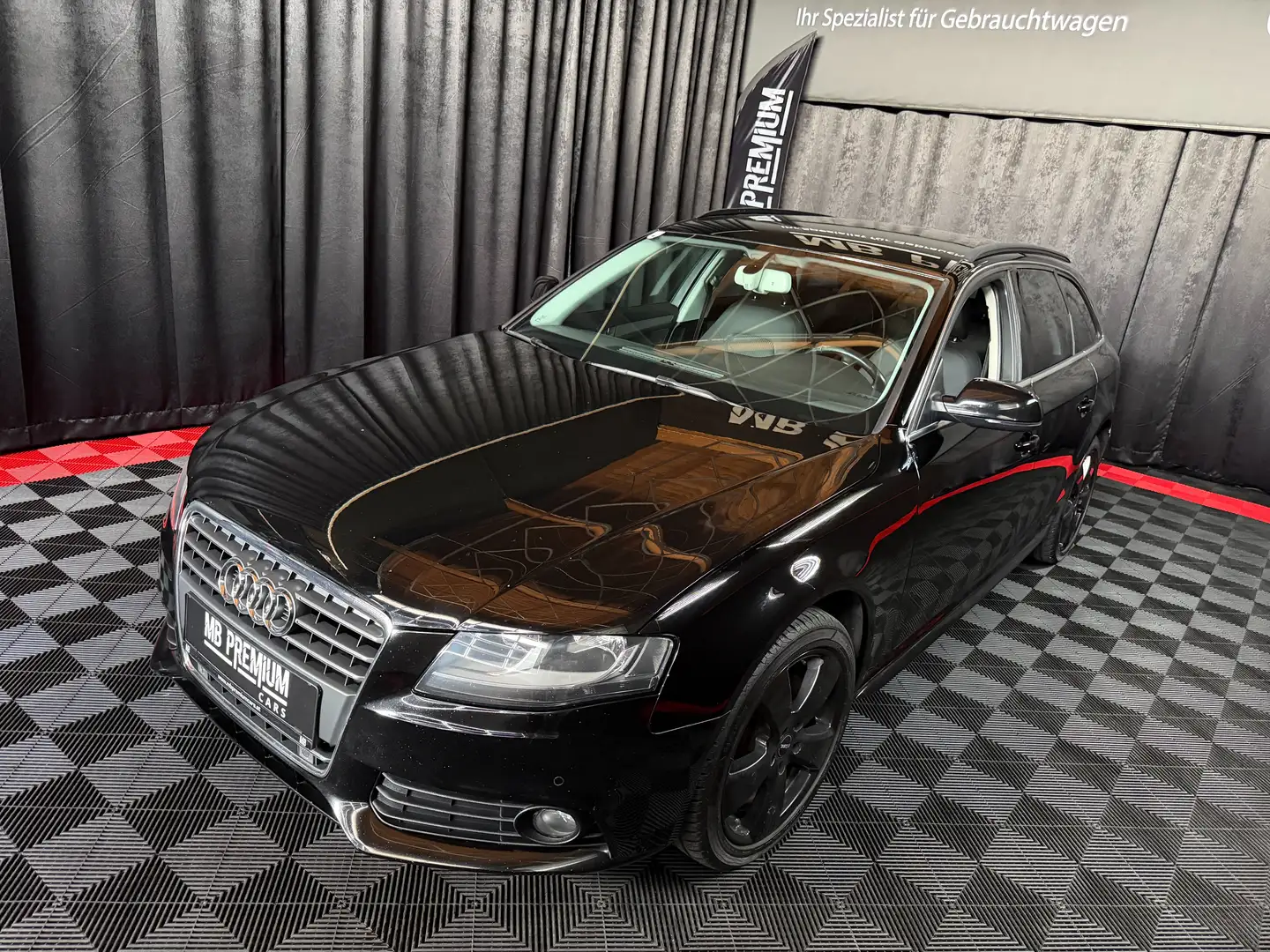 Audi A4 *TEMPOMAT*SITZHEIZUNK*PDC* Schwarz - 2