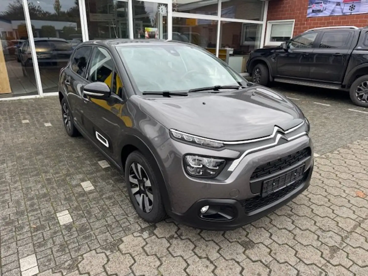Citroen C3 1.2 PureTech 110 Shine, LED, ACA, CarPlay Grau - 2