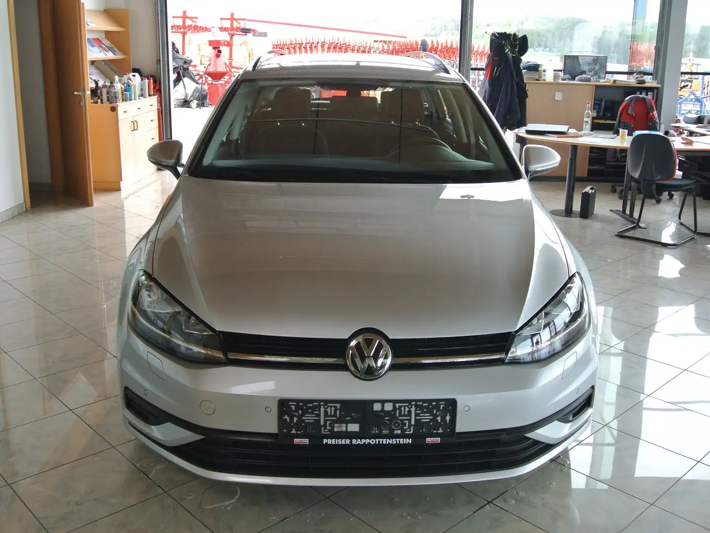 Volkswagen Golf Variant 1,6 TDI *AHV/SHZG/NAVI/PDC* Grijs - 2