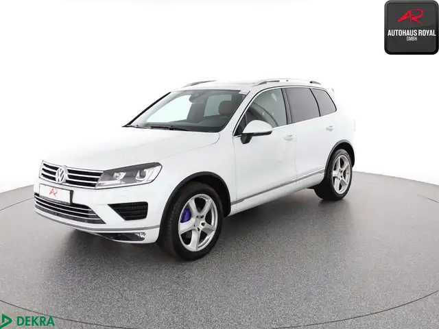 Volkswagen Touareg Touareg 3.0 TDI 4M R LINE ACC,AHK,LUFTFEDER,20Z