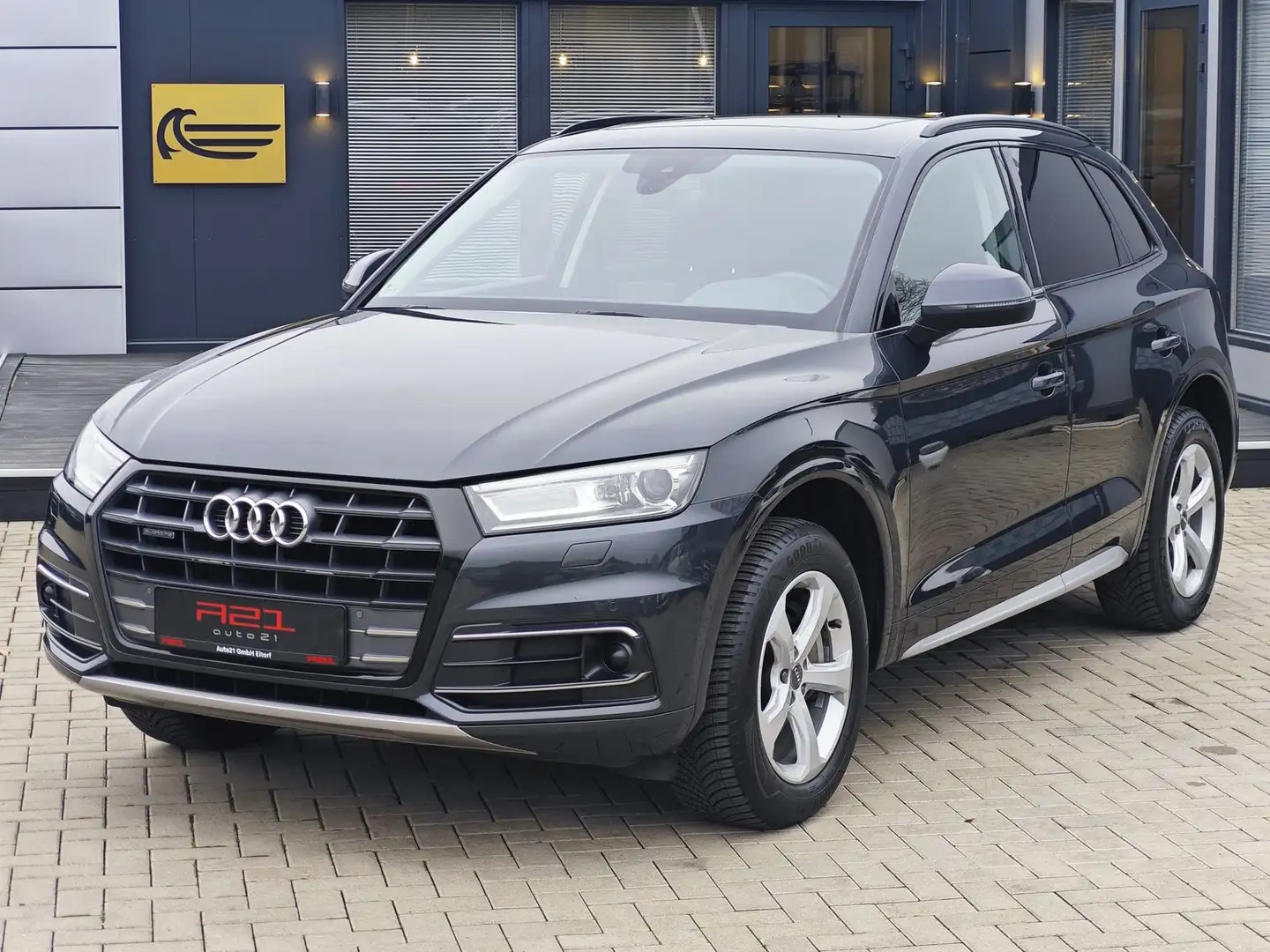 Audi Q5 quattro sport Panoramadach|AHK|ACC||Xenon|MMi Grau - 1