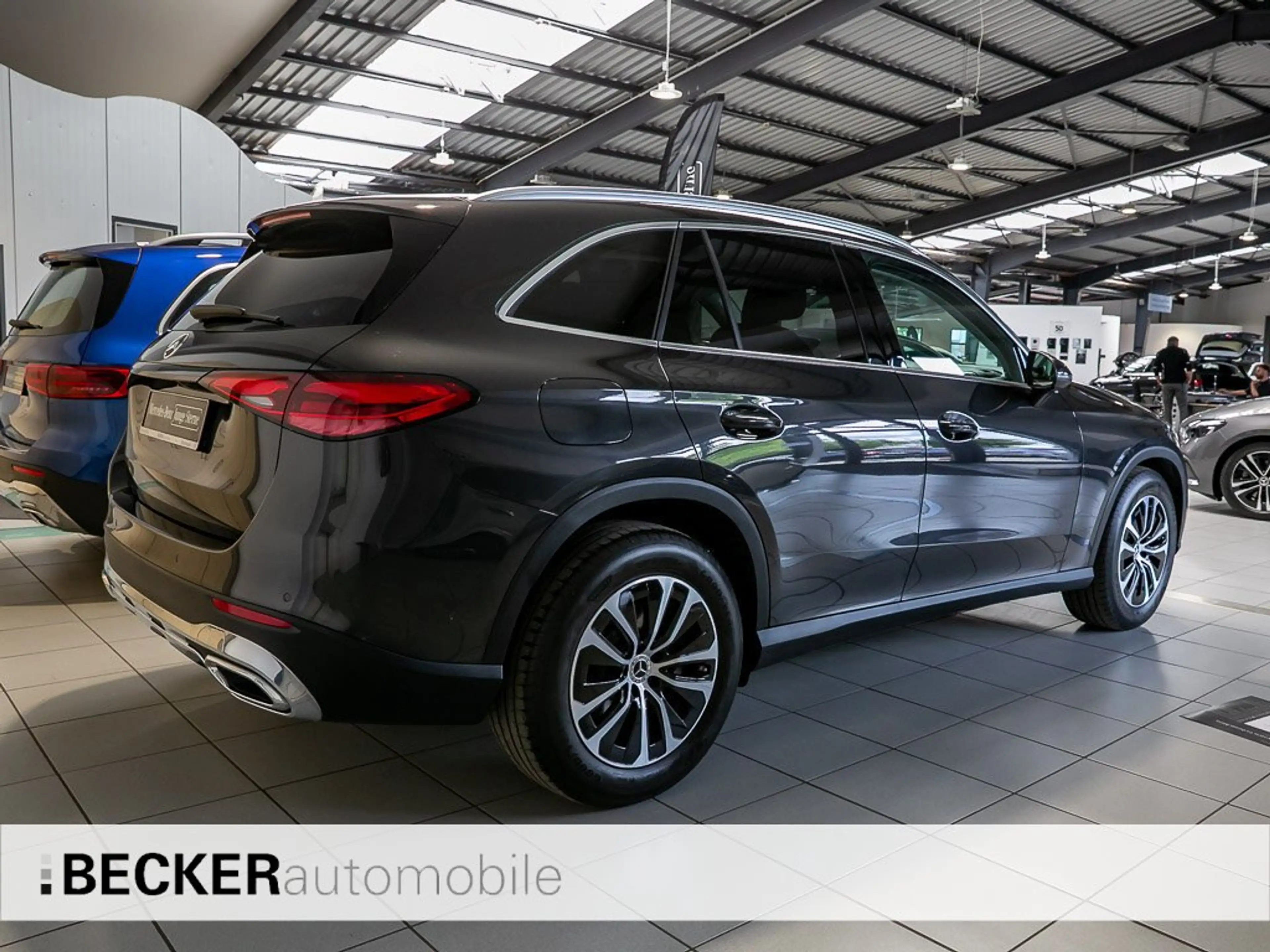 Mercedes-Benz GLC 220 GLC 220 d 4MATIC AVANTGARDE PLUS MEMORY AHK MBUX — photo 3