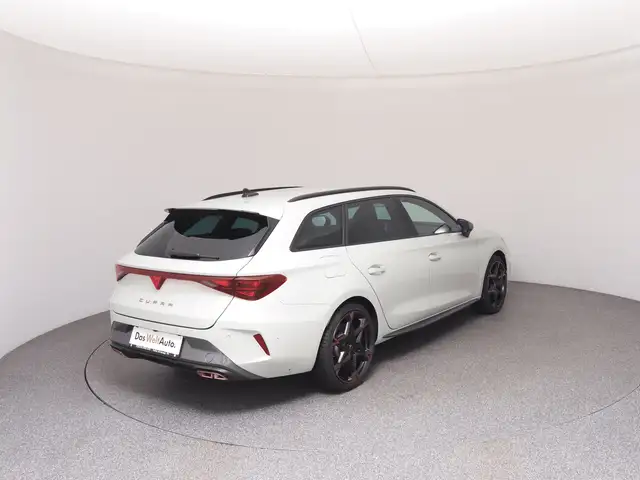 Cupra Leon view 4