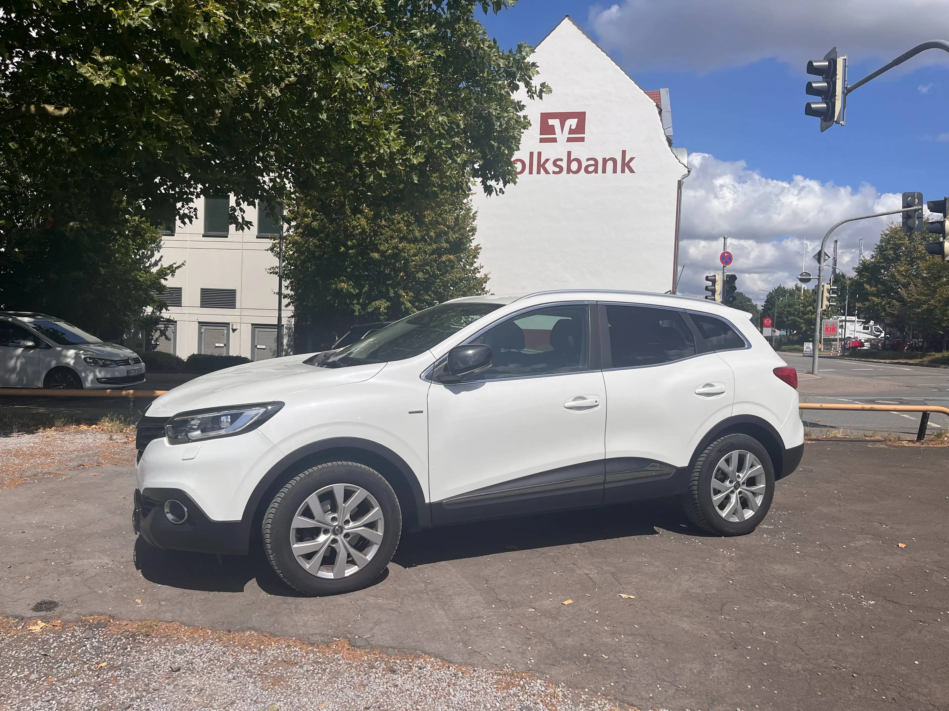 Renault Kadjar LIMITED*TEMPOMAT*KLIMATRONIC*SHZ*START*STOP*TÜV/AU*01/2028 — photo 3