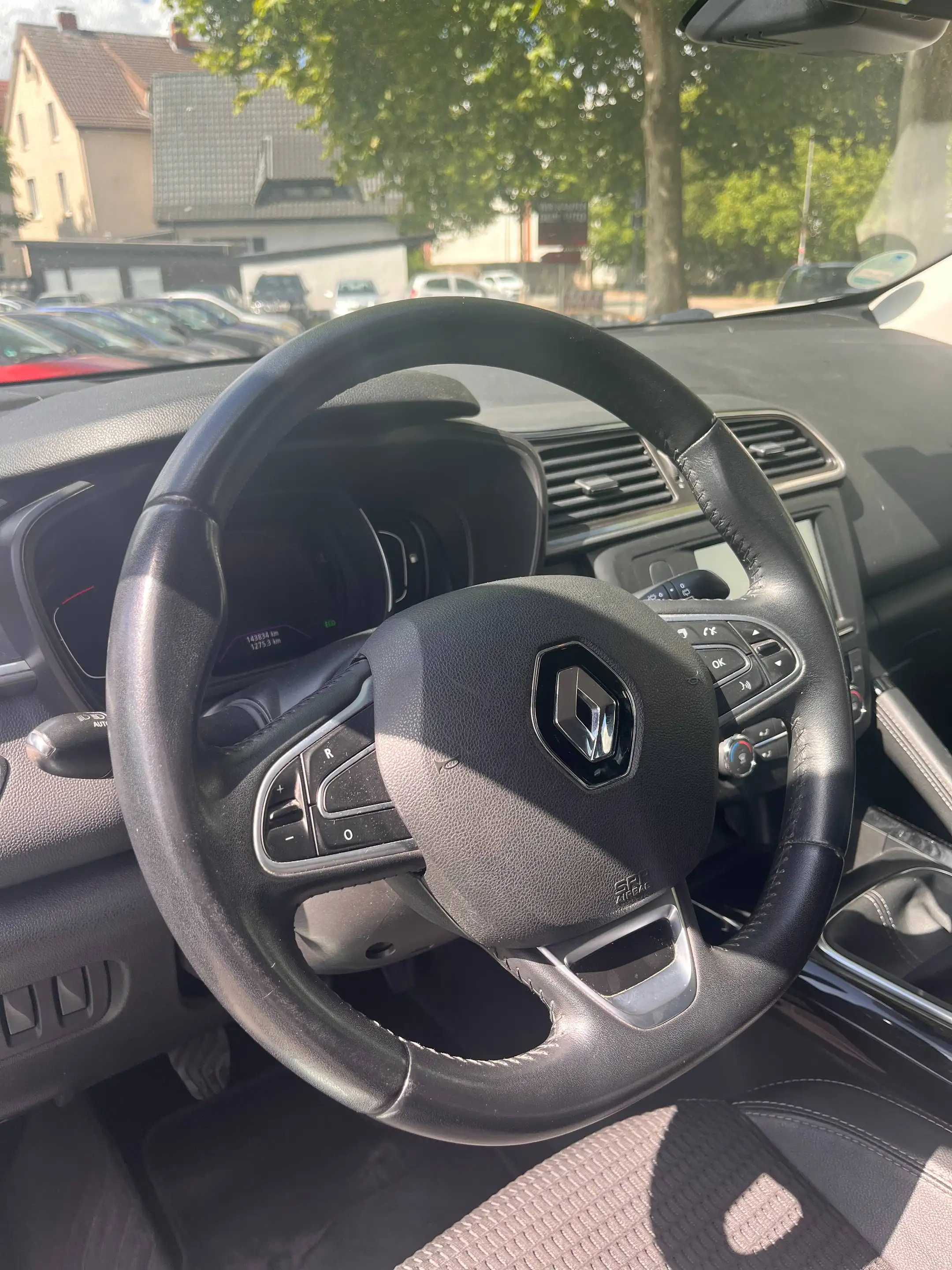 Renault Kadjar LIMITED*TEMPOMAT*KLIMATRONIC*SHZ*START*STOP*TÜV/AU*01/2028 — photo 15