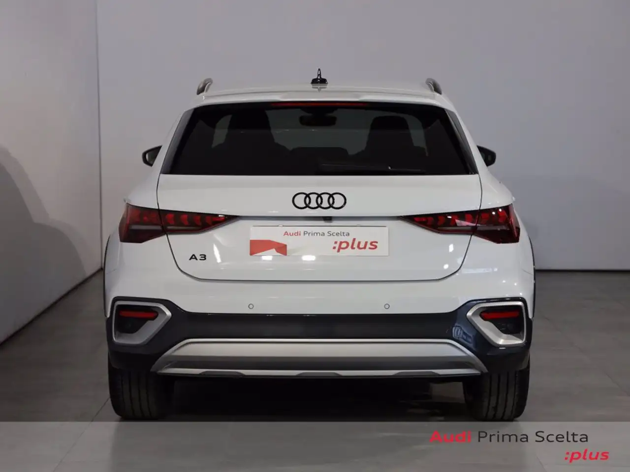 Audi A3 allstreet 2.0 tdi identity contrast 150cv s-tronic, foto 5