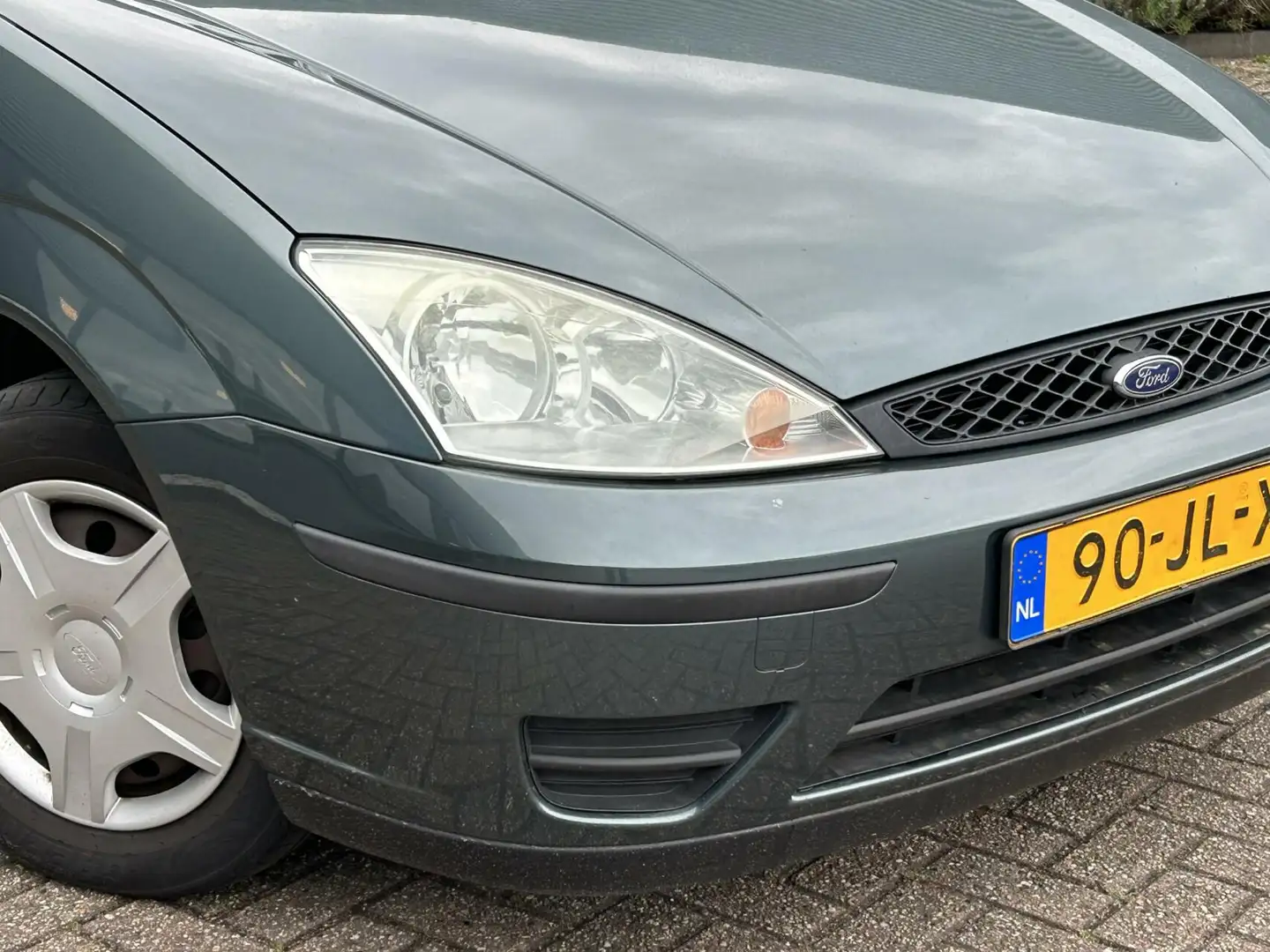 Ford Focus 1.6-16V Cool Edition BJ`02 NAP NL Airco 5drs Verde - 2