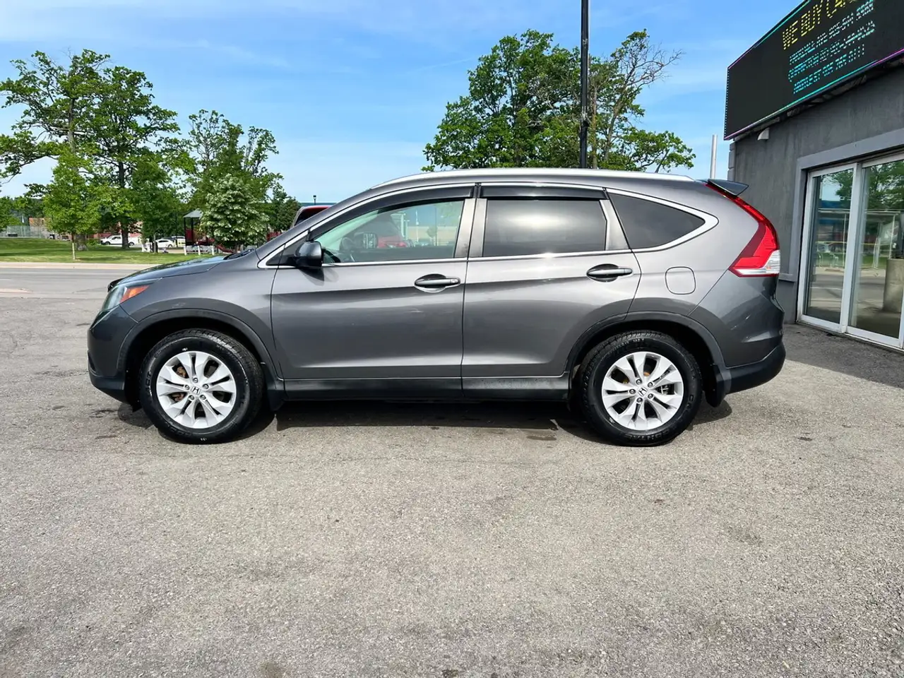 Honda CR-V photo Honda CR-V