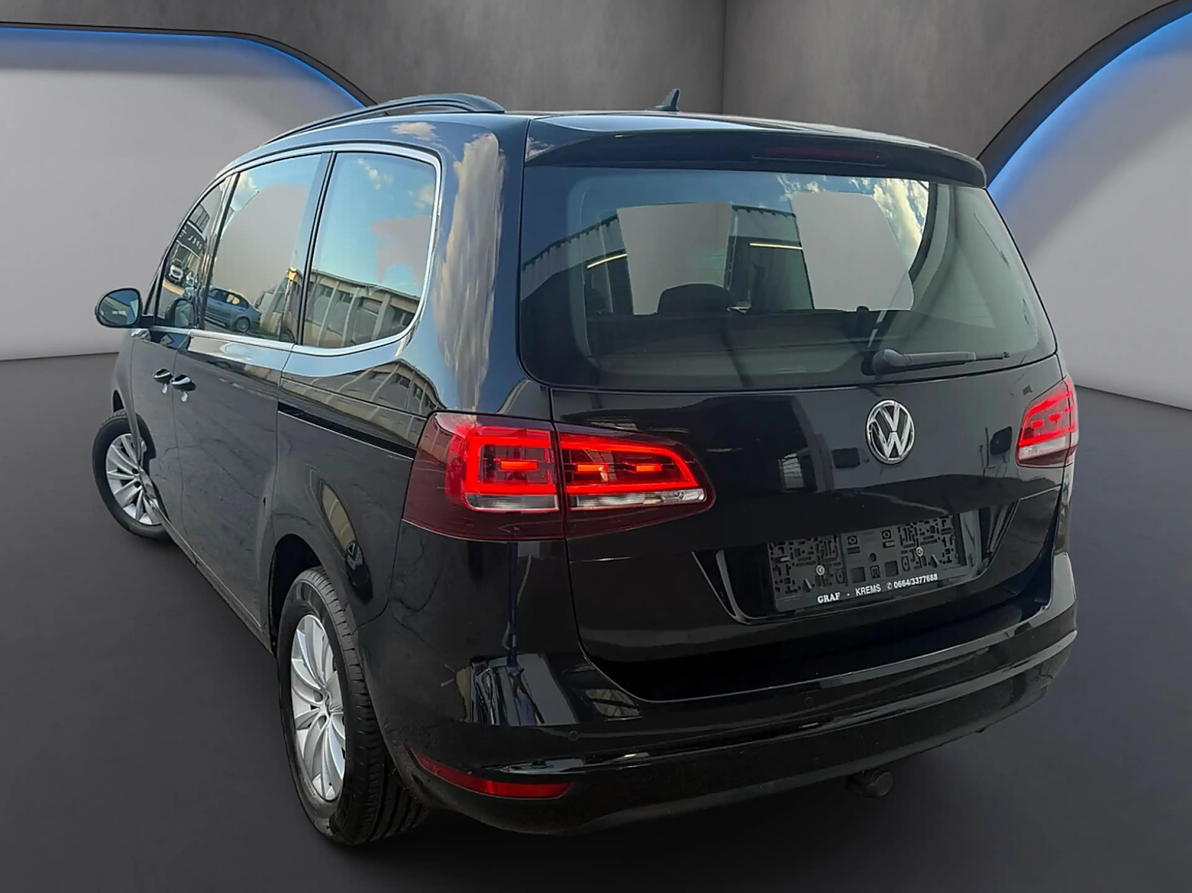 Volkswagen Sharan Comfortline SCR 2,0 TDI DSG *7 Sitze*Klimatronic* — photo 3