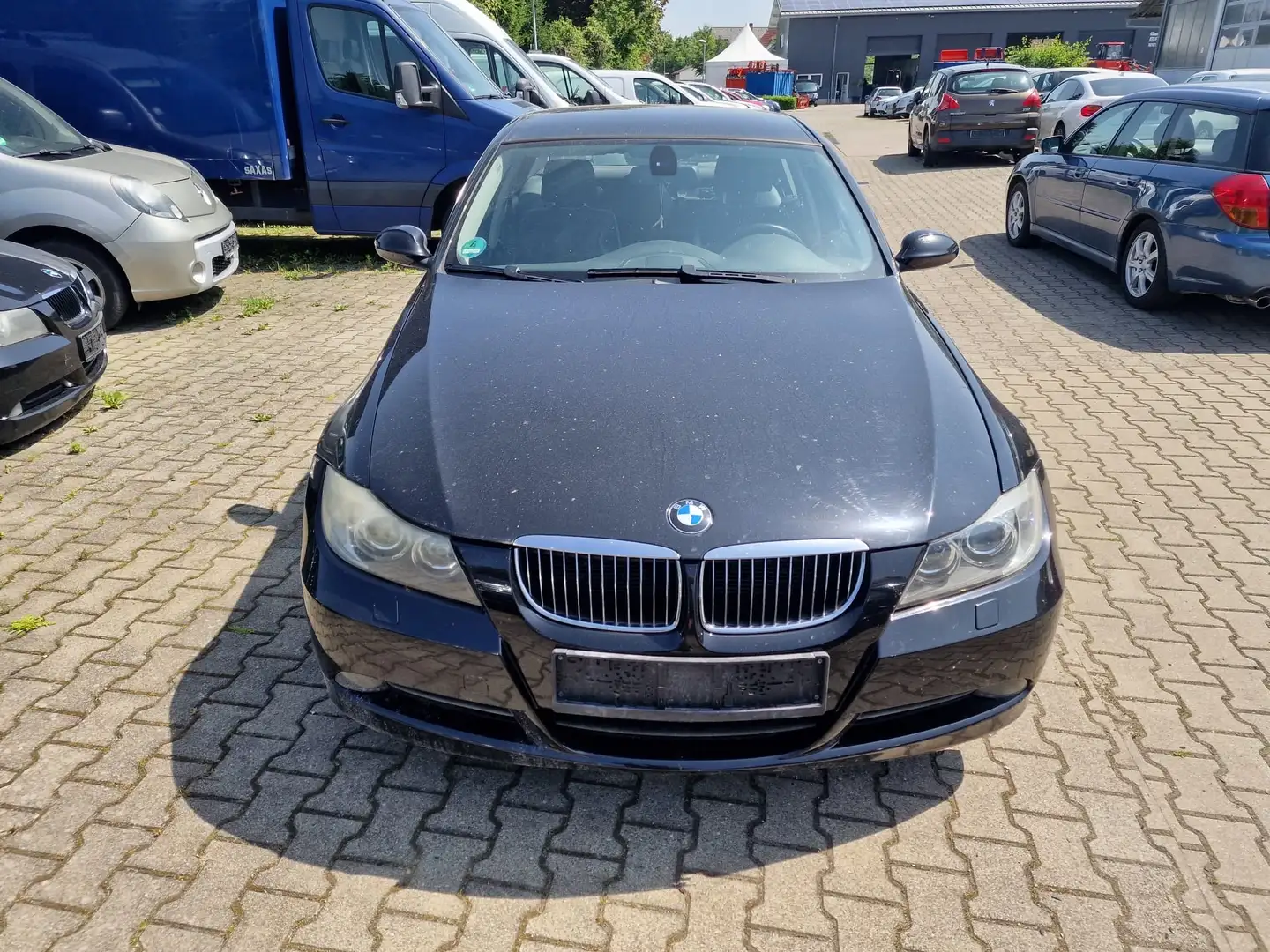 BMW 325 325i Noir - 1