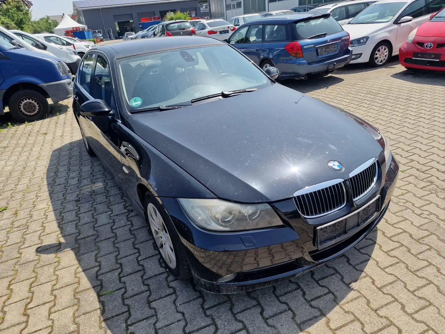 BMW 325 325i Noir - 2