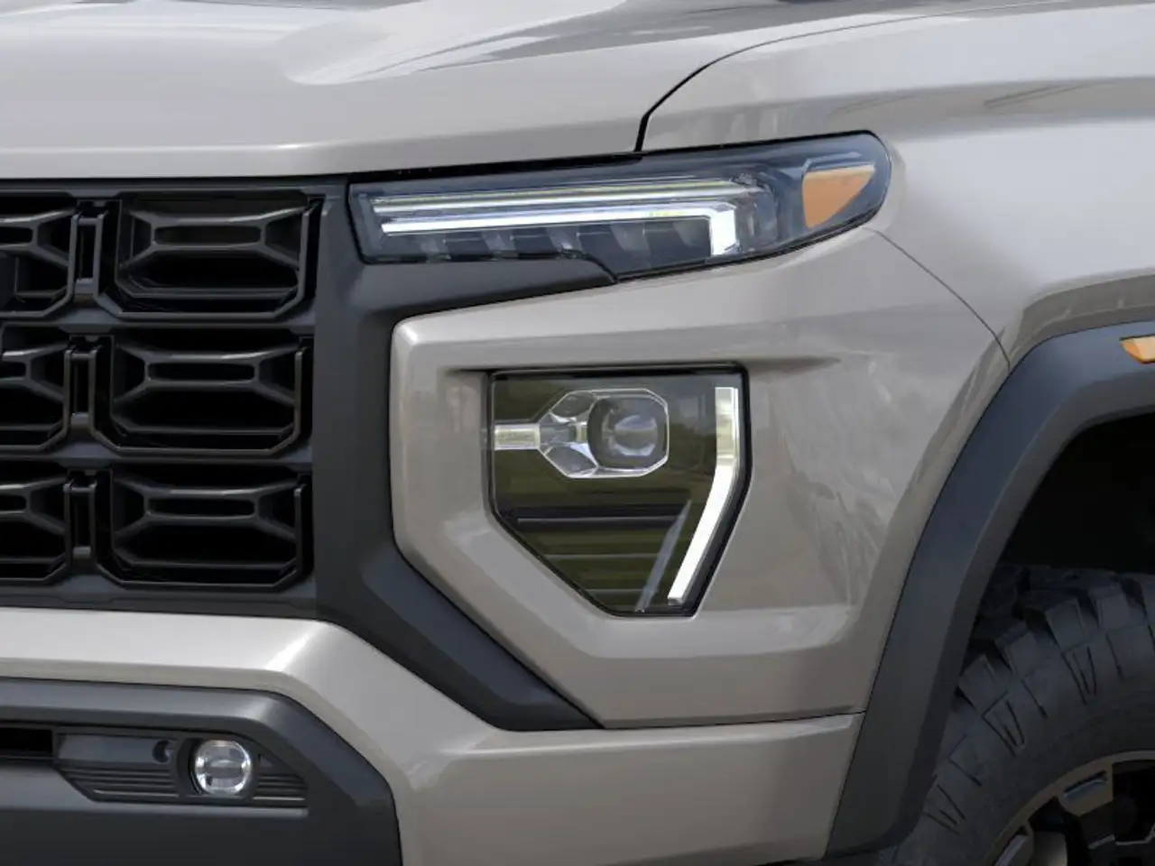 GMC Canyon photo GMC Canyon