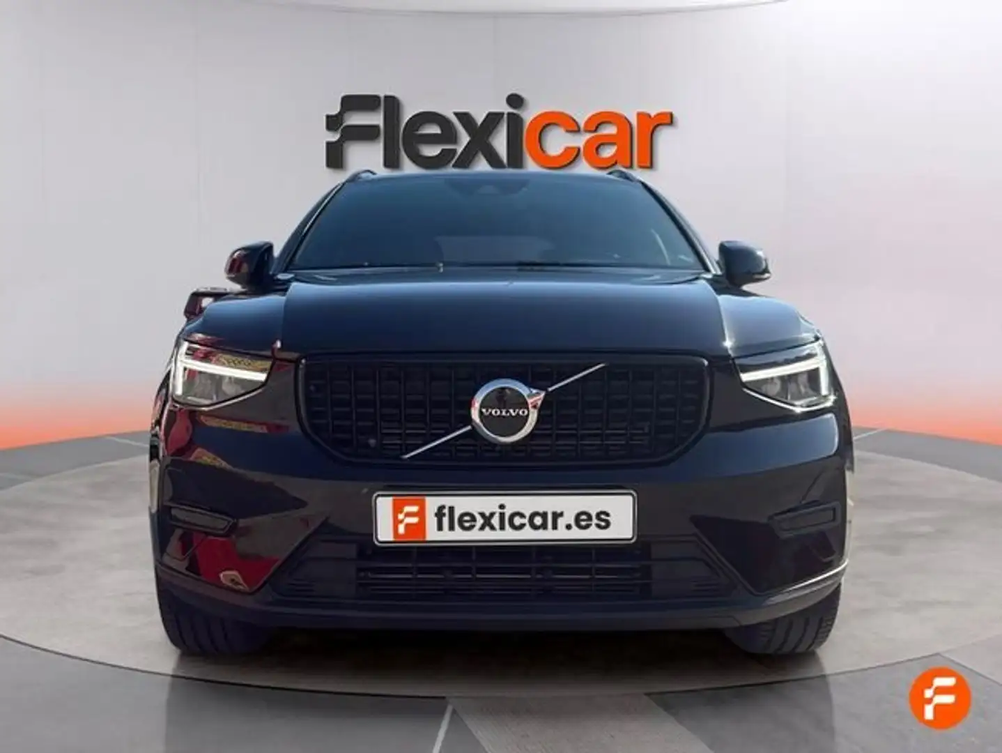 Volvo XC40 T4 Recharge Essential Aut. Negro - 2