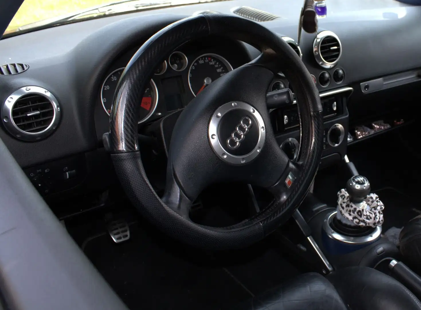 Audi TT Coupé 1,8 T Schwarz - 1