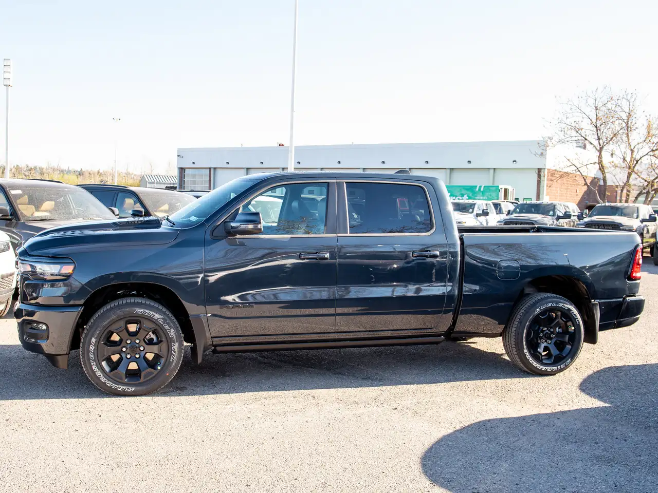 RAM 1500 снимка RAM 1500