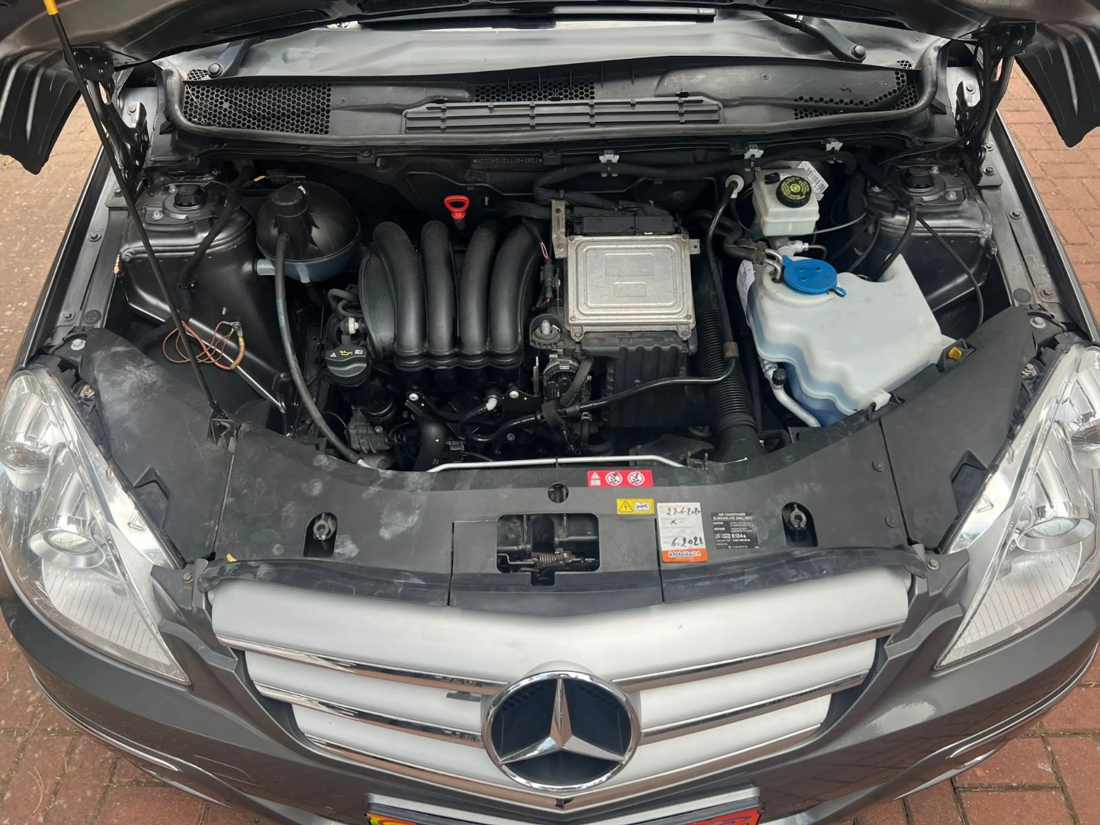 Mercedes-Benz B 160 Automatik, Navigation, Klima, 57000km — photo 14