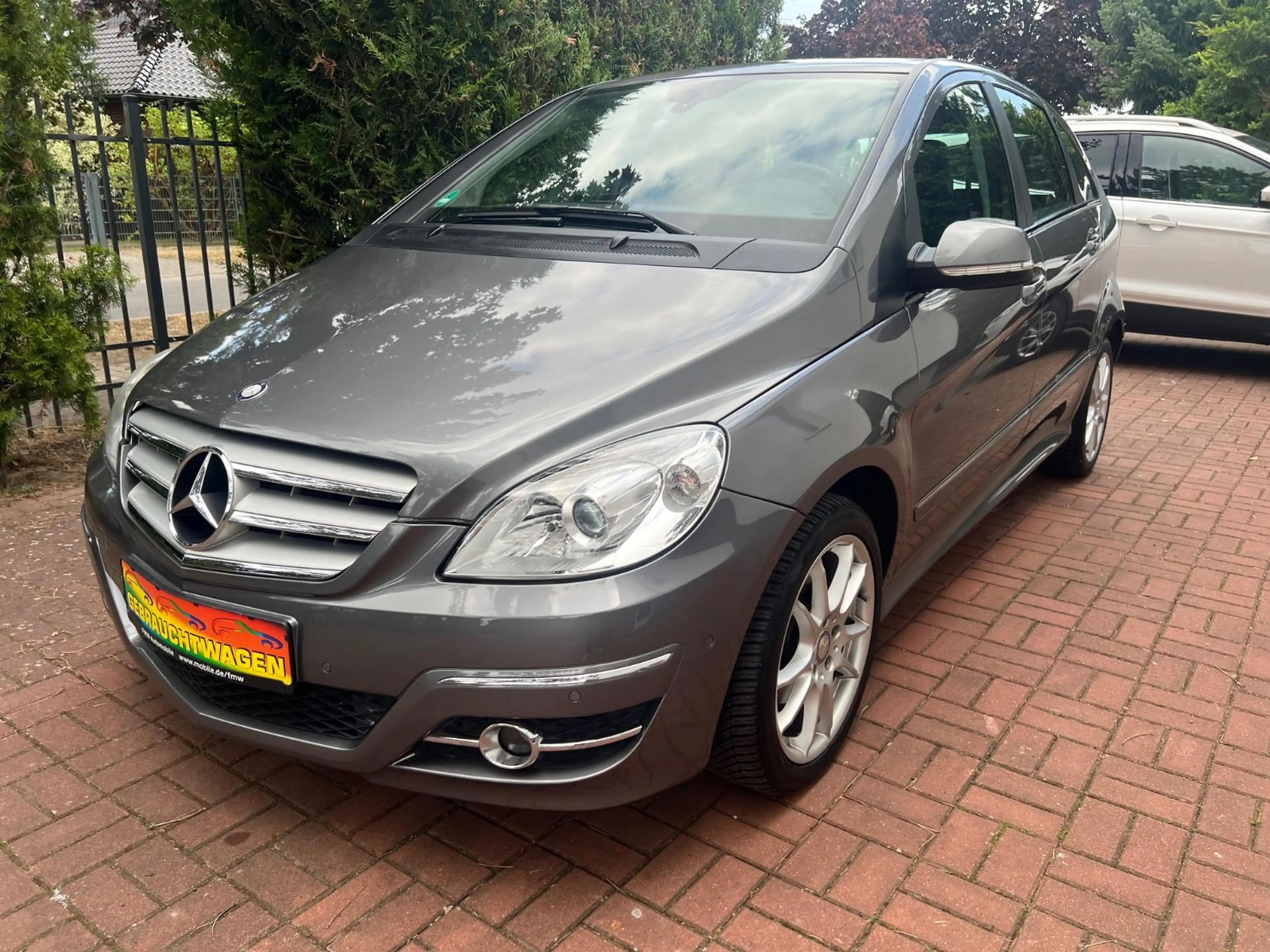 Mercedes-Benz B 160 Automatik, Navigation, Klima, 57000km — photo 2