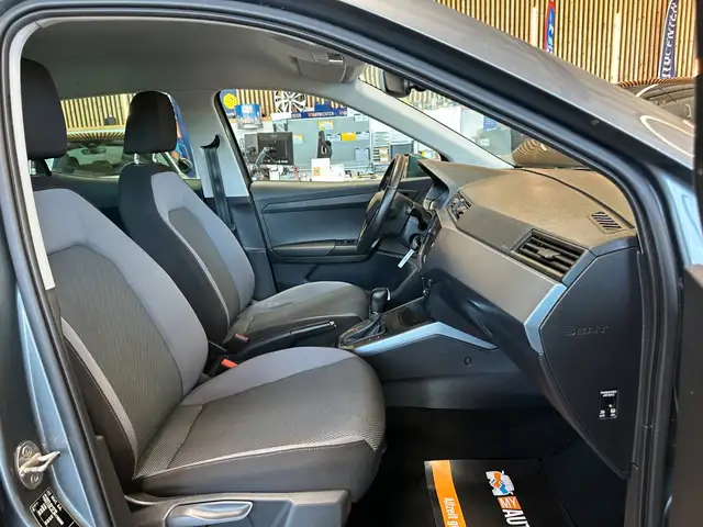 Seat Arona view 8