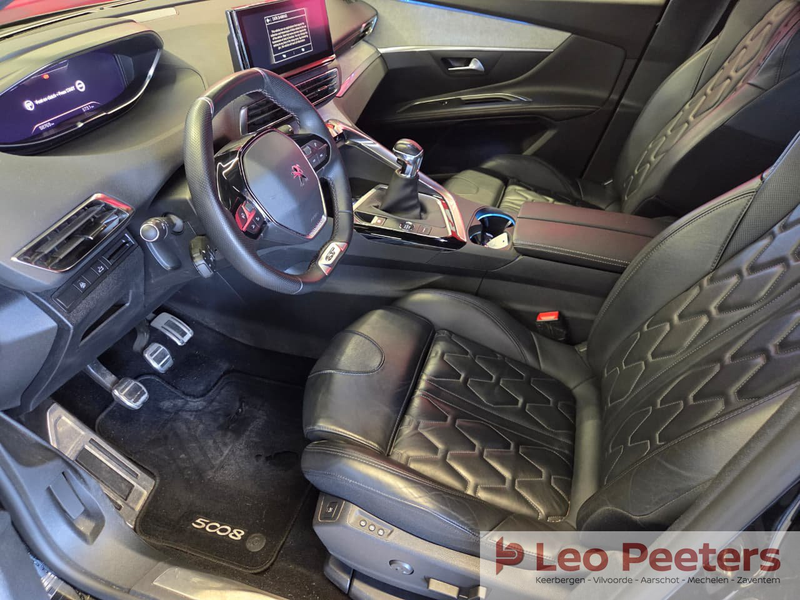 Peugeot 5008 1.2 PureTech / GT-Line / Trekhaak / 7 zitplaatsen — photo 8