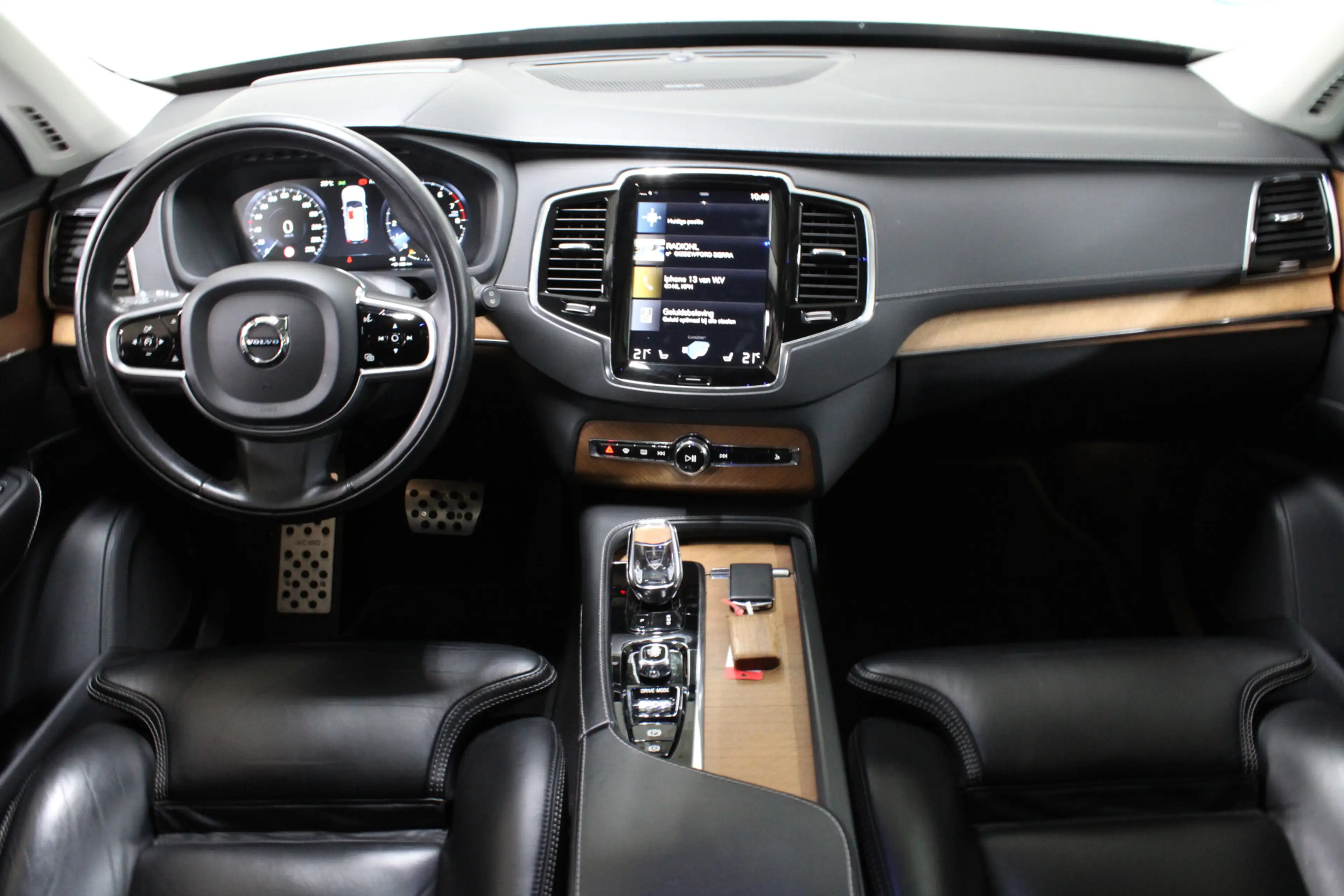Volvo XC90 2.0 T8 Twin Engine AWD Inscription Intro Edition 7 — photo 11