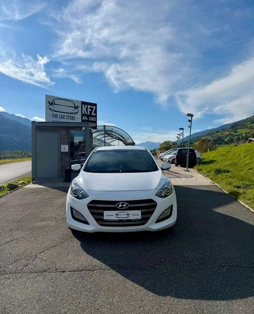Hyundai i30 1,4 Go *GARANTIE**FINANZIERUNG* Weiß - 2