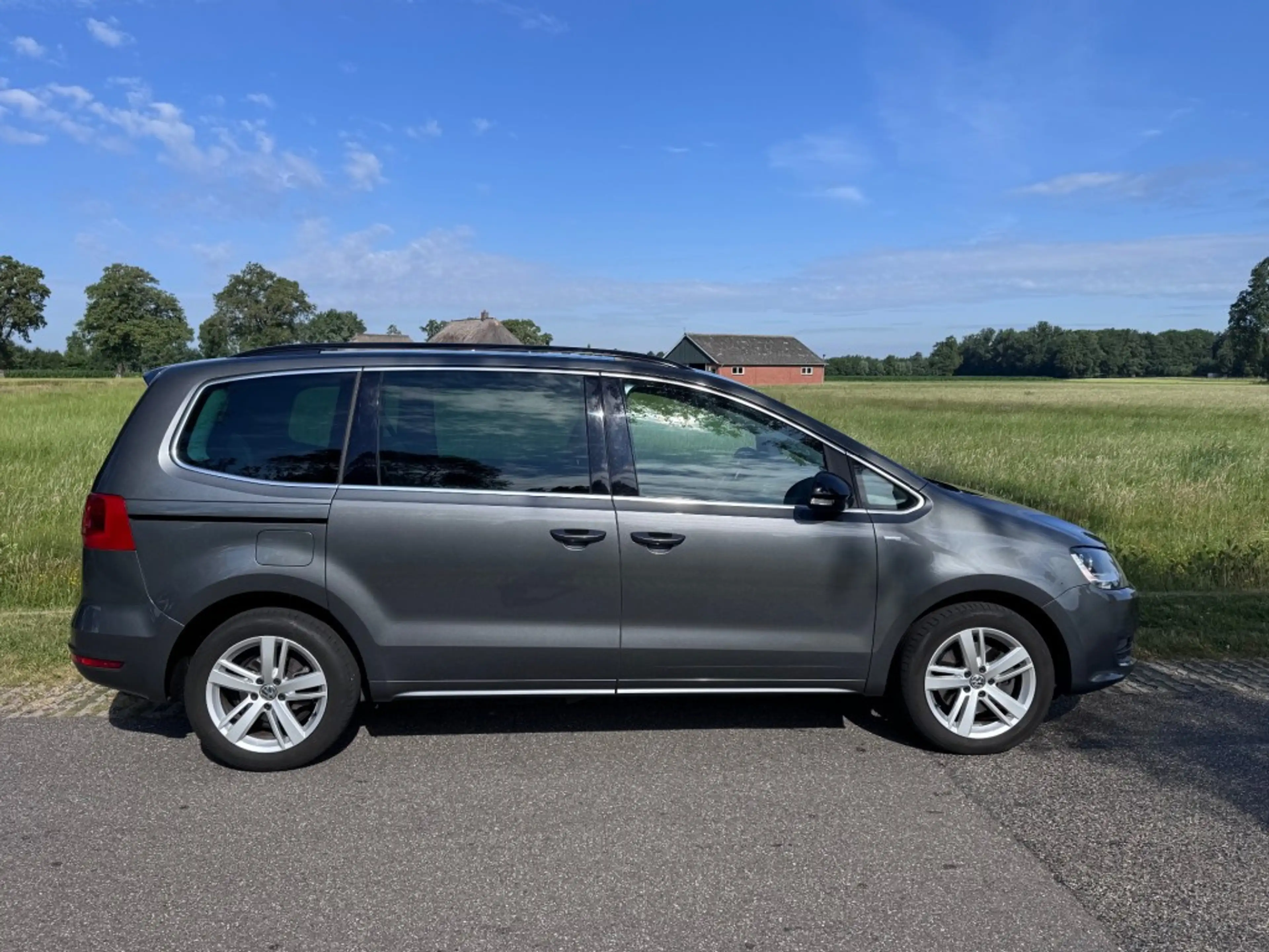Volkswagen Sharan 2.0 TDI / 7P / MATCH / TREKHAAK — photo 9