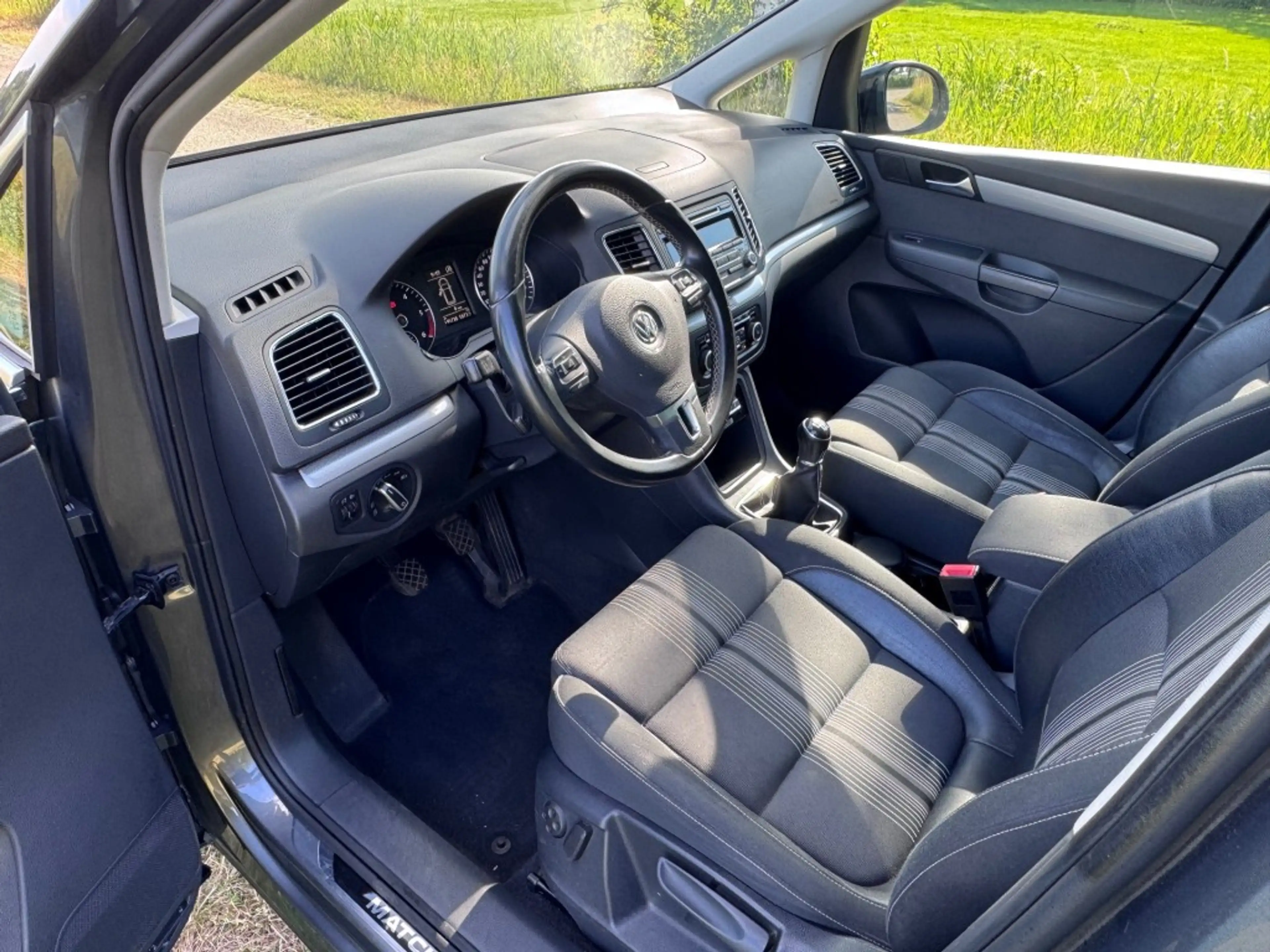 Volkswagen Sharan 2.0 TDI / 7P / MATCH / TREKHAAK — photo 12