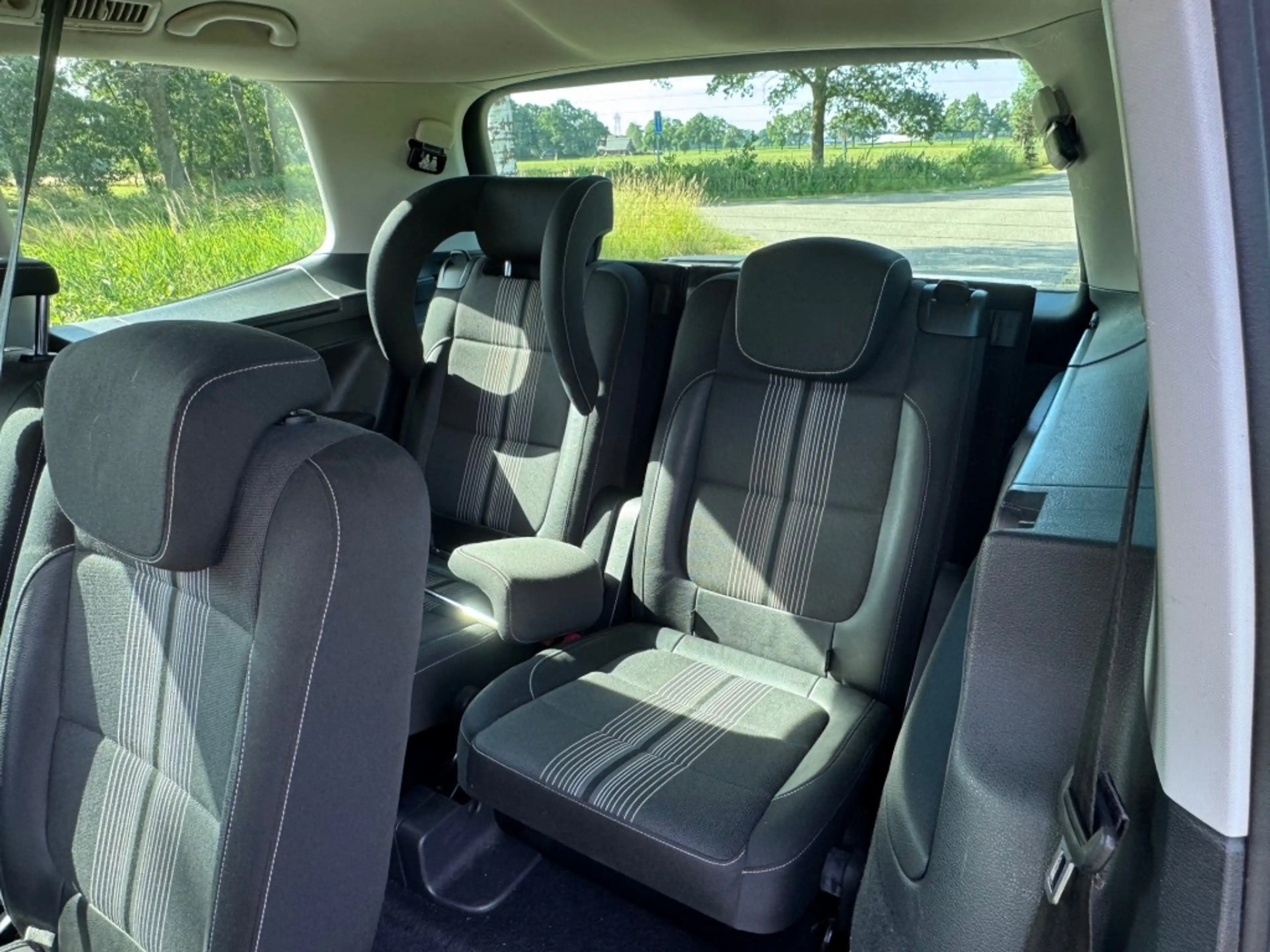 Volkswagen Sharan 2.0 TDI / 7P / MATCH / TREKHAAK — photo 16