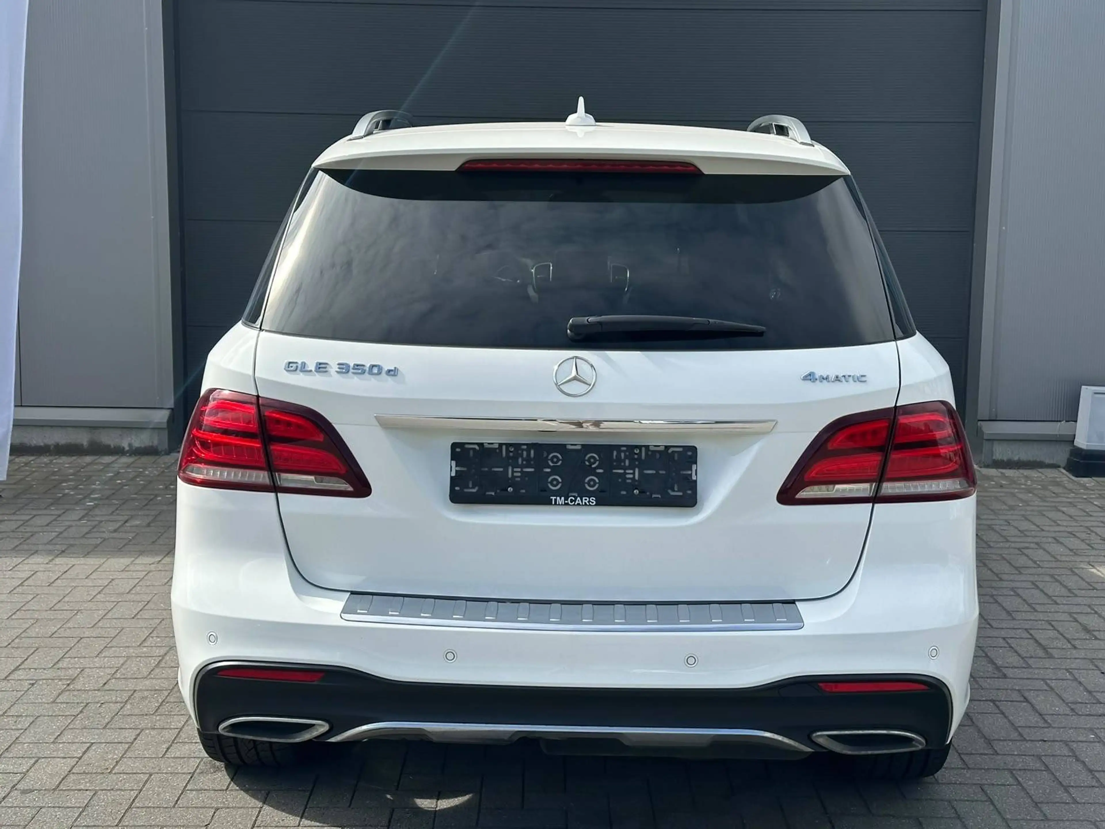 Mercedes-Benz GLE 350 AMG/PANO DAK/360° CAMERA/WEGKLAPBARE TREKHAAK — photo 3