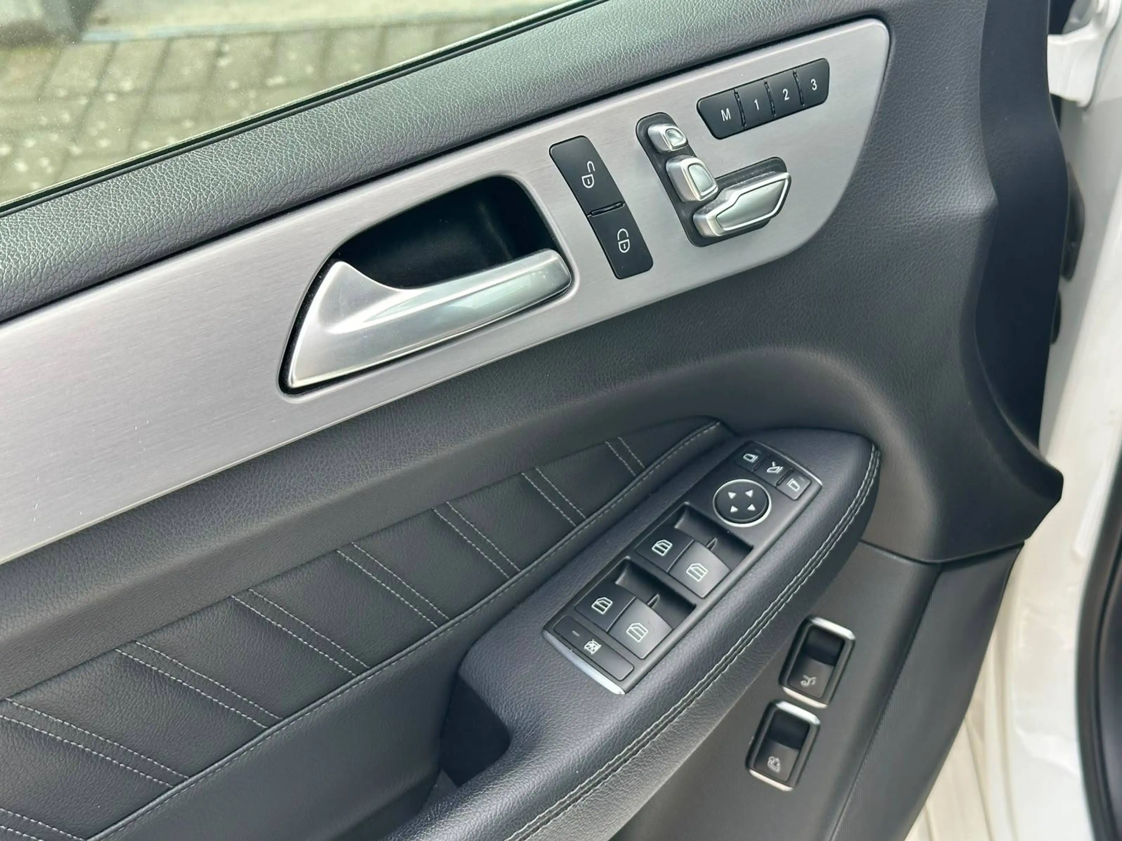 Mercedes-Benz GLE 350 AMG/PANO DAK/360° CAMERA/WEGKLAPBARE TREKHAAK — photo 14
