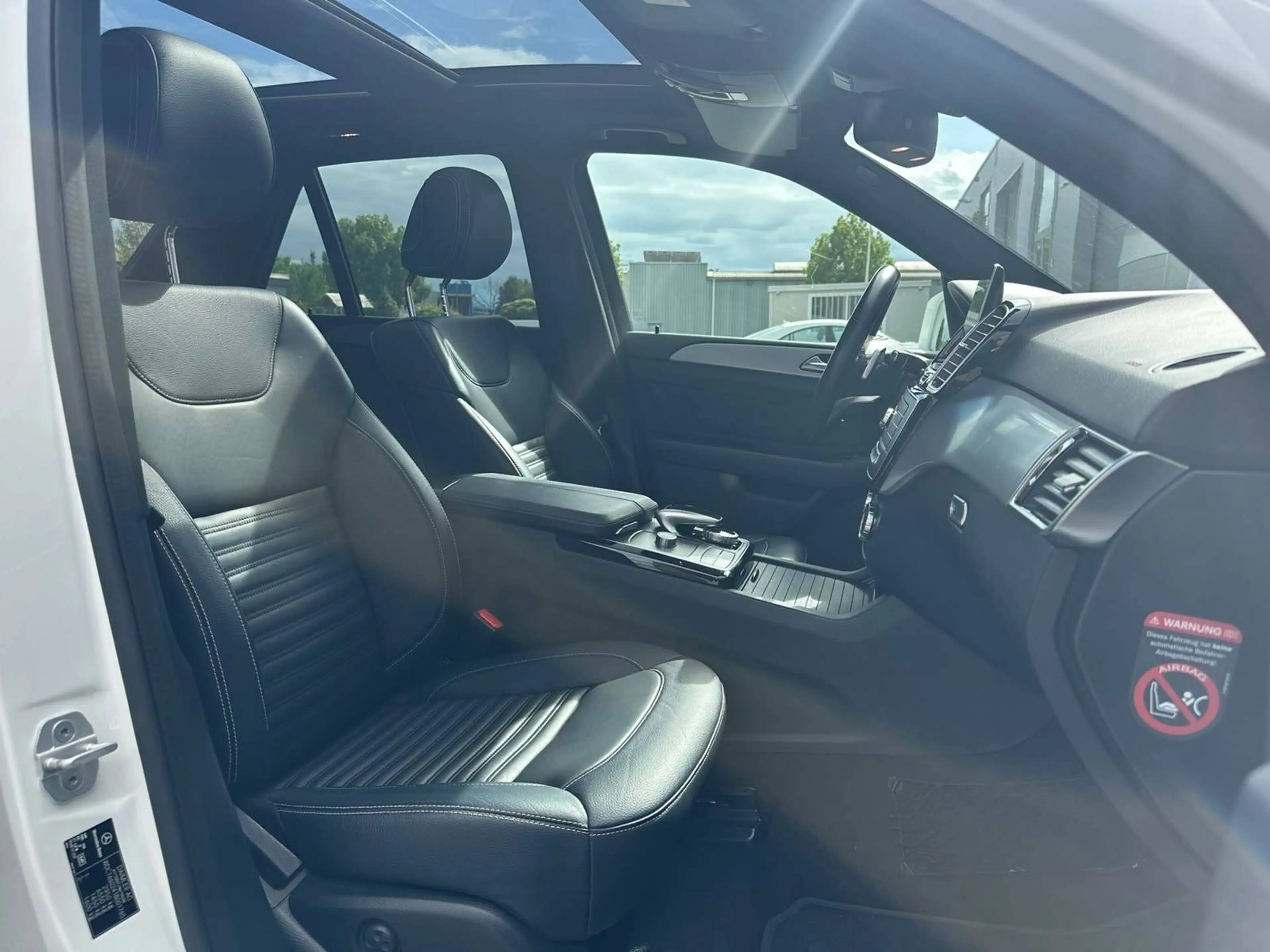 Mercedes-Benz GLE 350 AMG/PANO DAK/360° CAMERA/WEGKLAPBARE TREKHAAK — photo 9