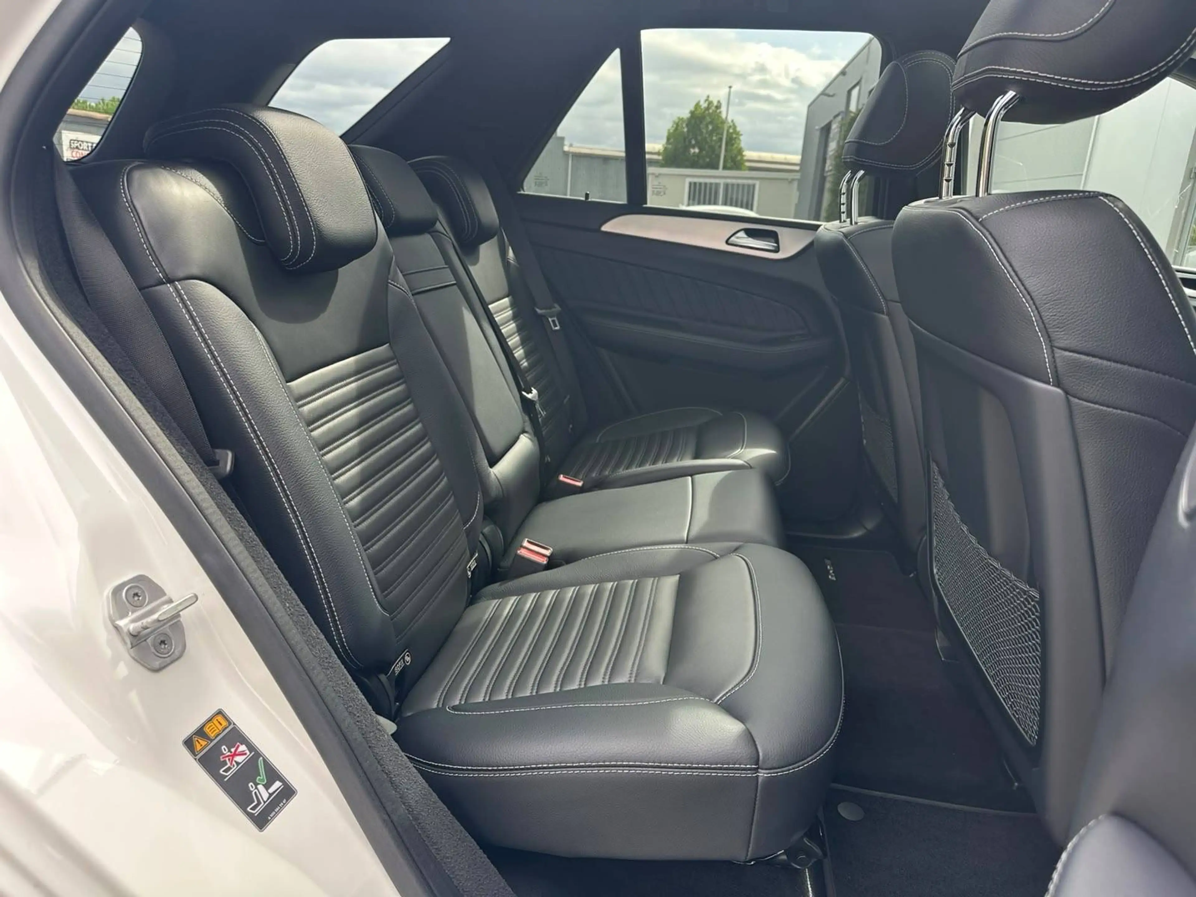 Mercedes-Benz GLE 350 AMG/PANO DAK/360° CAMERA/WEGKLAPBARE TREKHAAK — photo 12