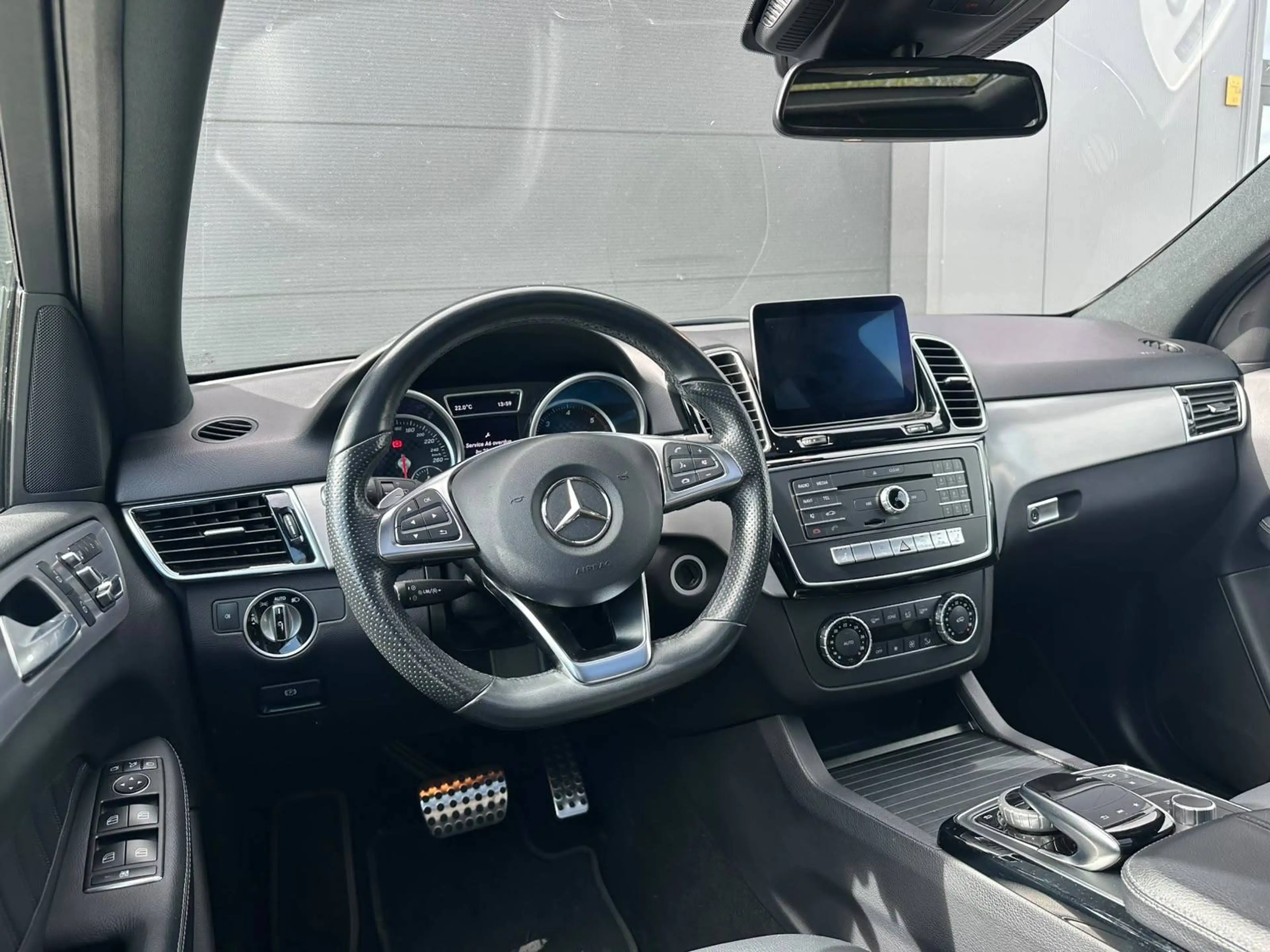 Mercedes-Benz GLE 350 AMG/PANO DAK/360° CAMERA/WEGKLAPBARE TREKHAAK — photo 10