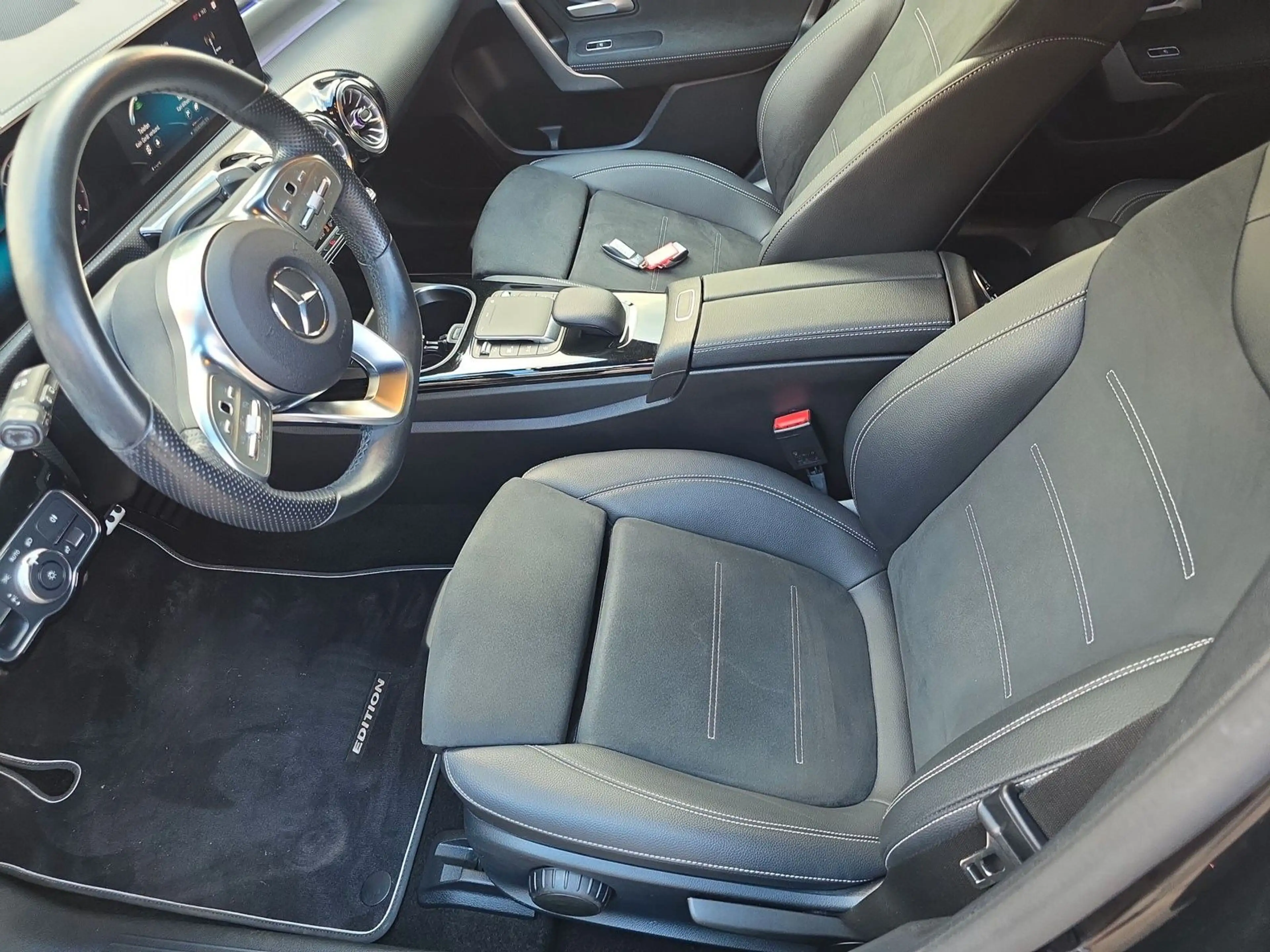 Mercedes-Benz A 220 d 4Matic AMG LINE Edition 2020 — photo 14