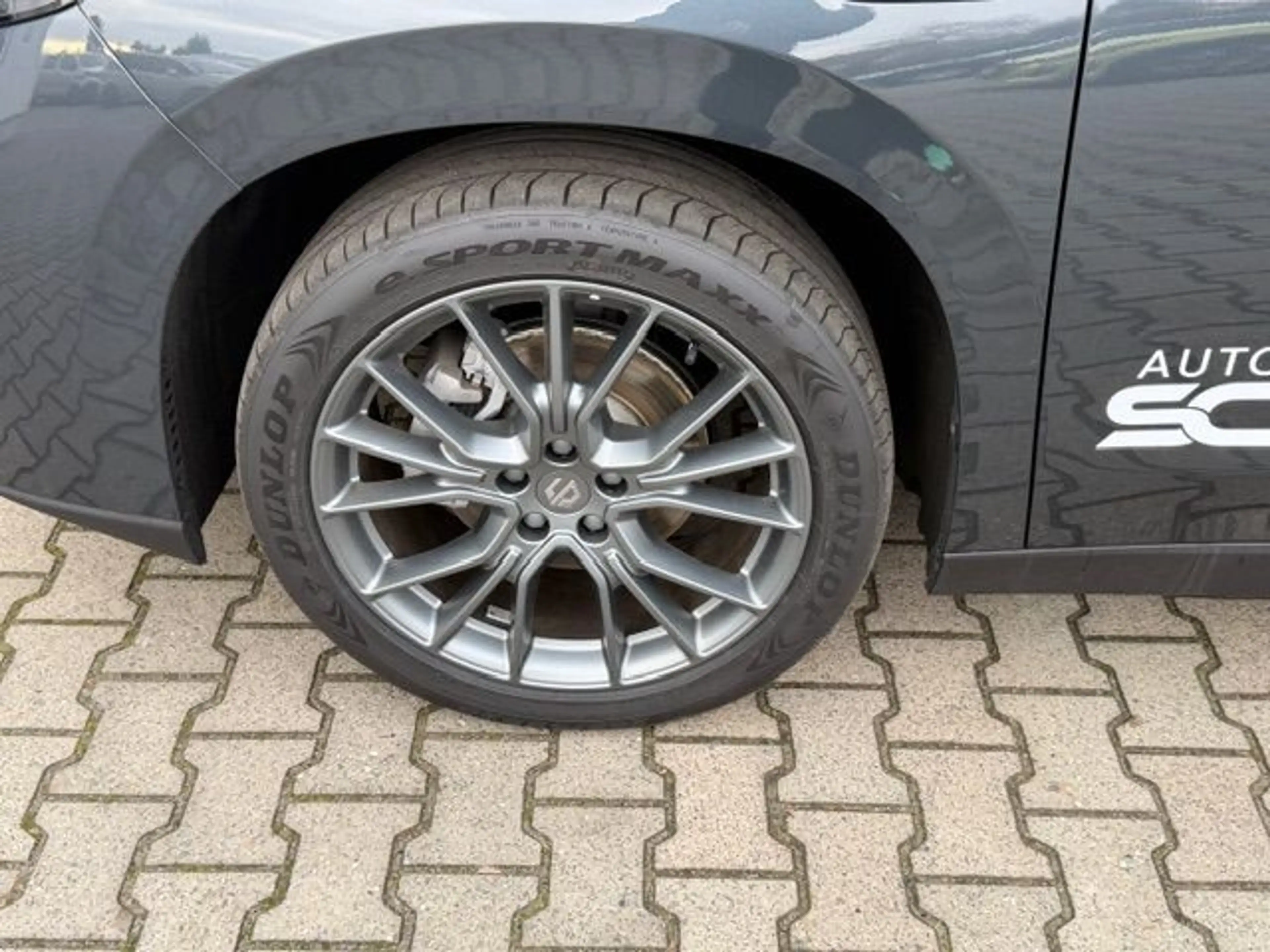 Leapmotor C10 69,9 kWh Design — photo 15