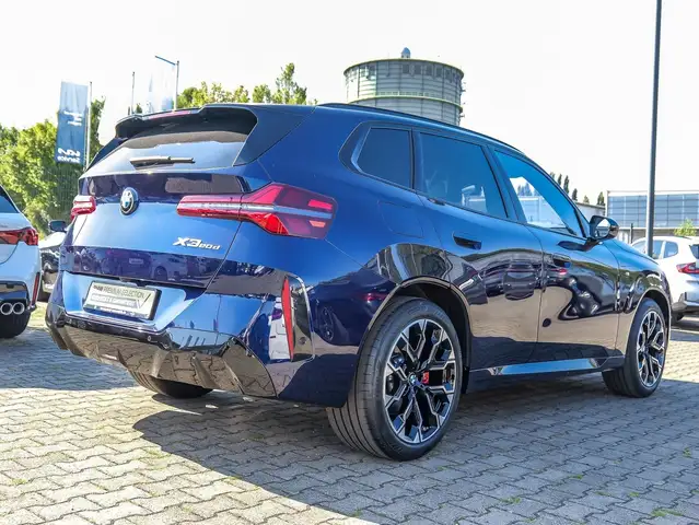 BMW X3 view 2
