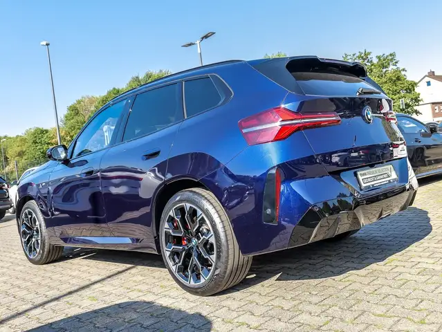 BMW X3 view 7