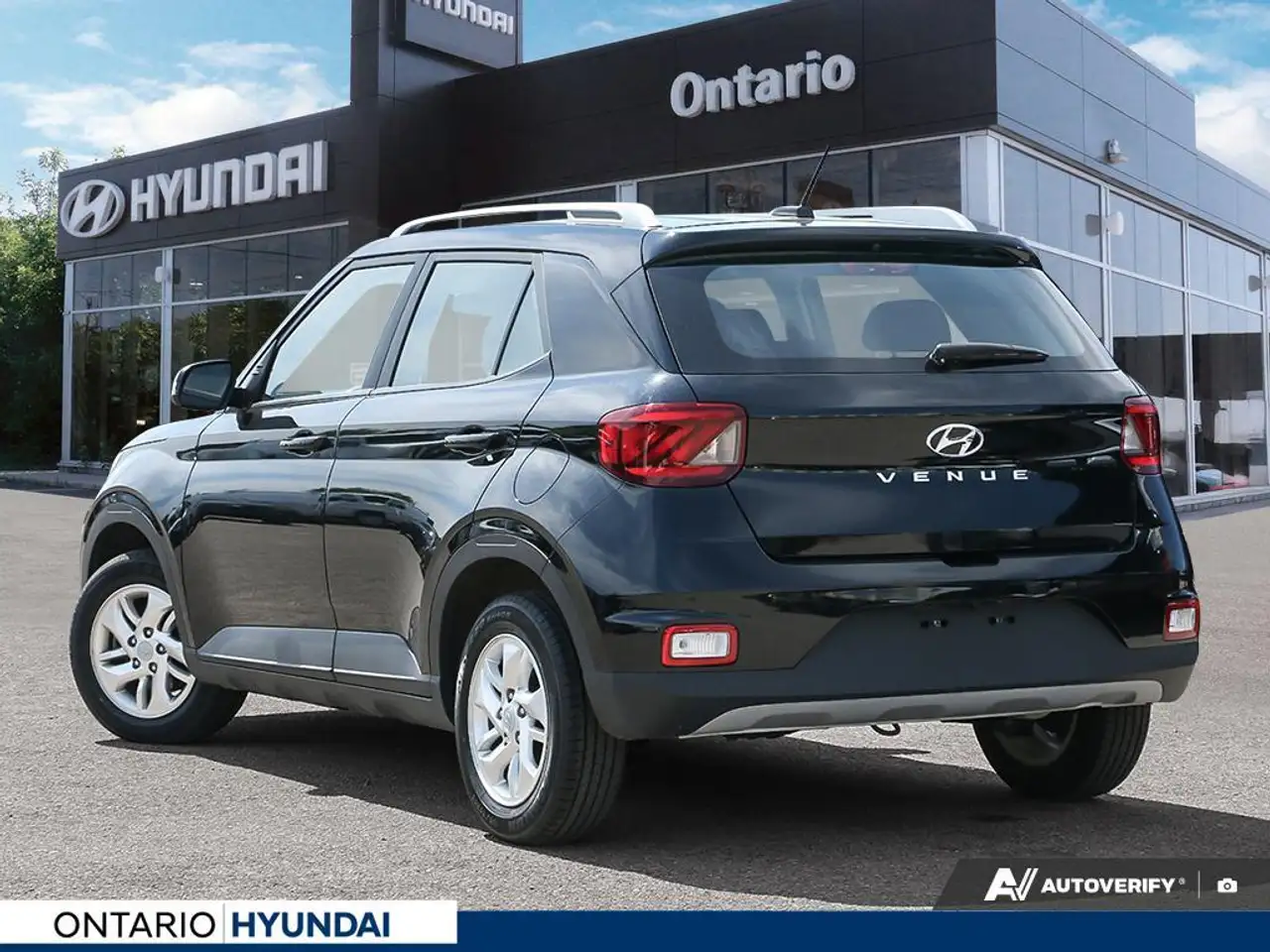 Hyundai Venue снимка Hyundai Venue