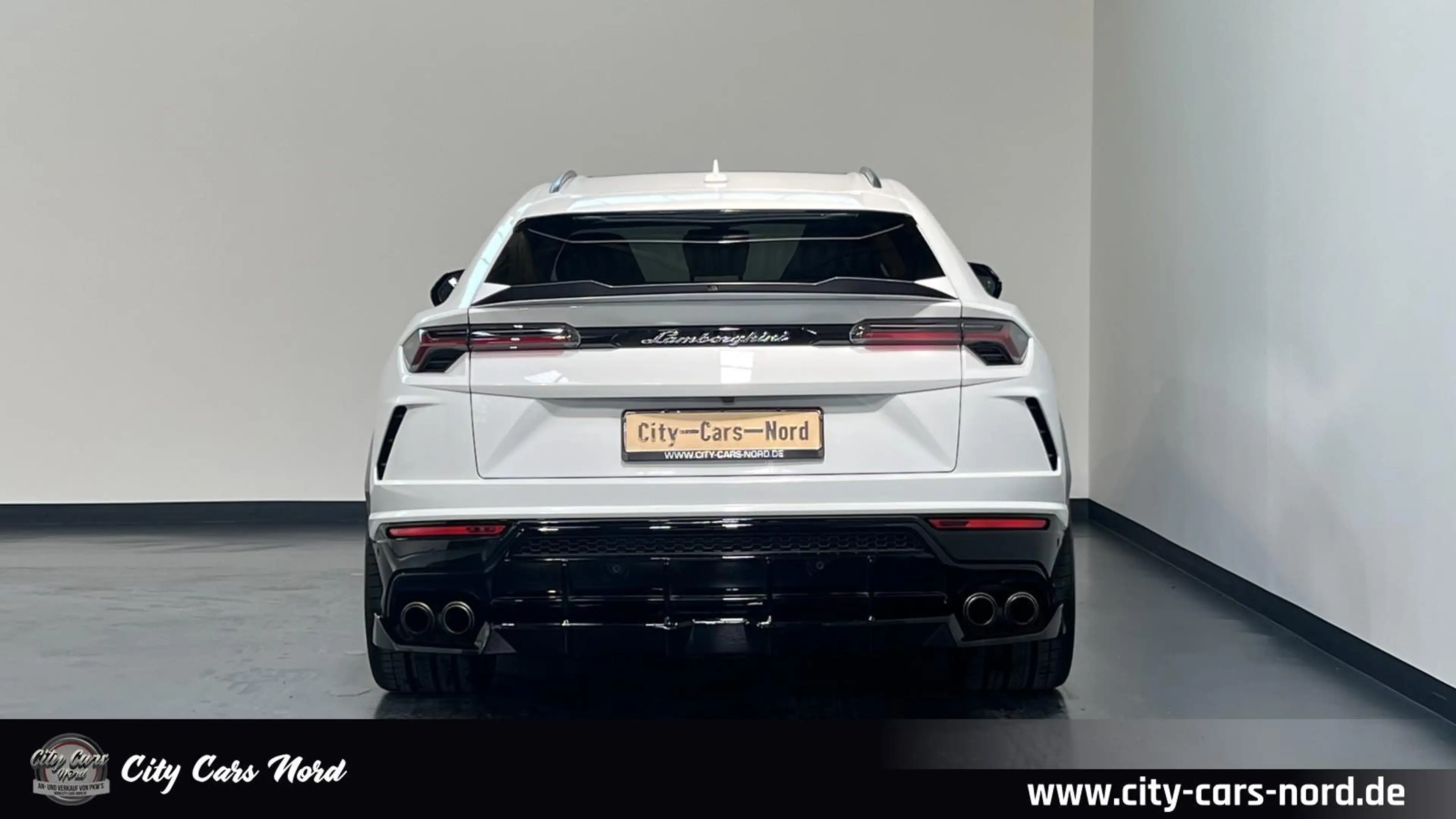 Lamborghini Urus 24 ZOLL-AKRAPOVIC-B&O-360° — photo 4