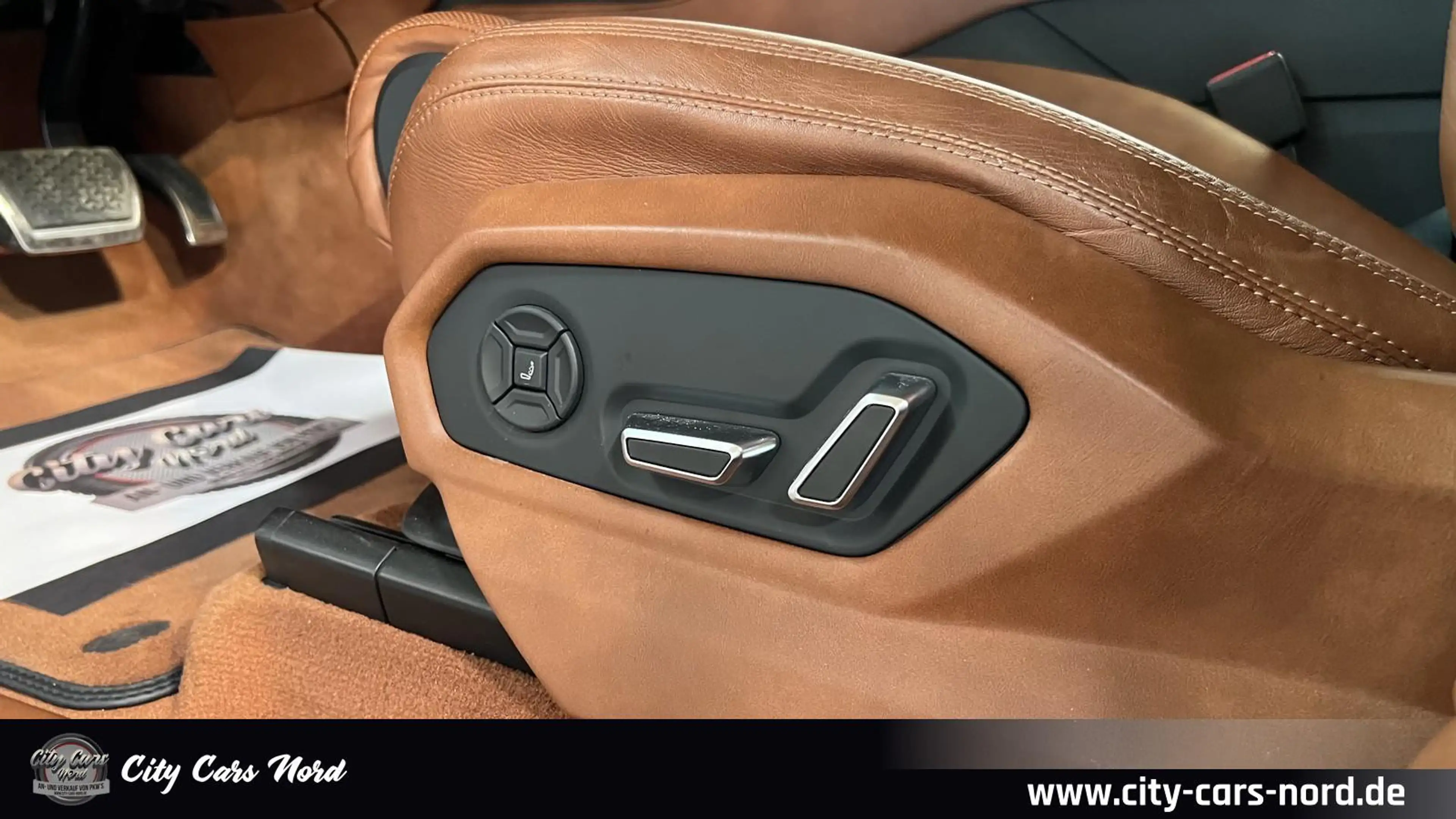 Lamborghini Urus 24 ZOLL-AKRAPOVIC-B&O-360° — photo 14